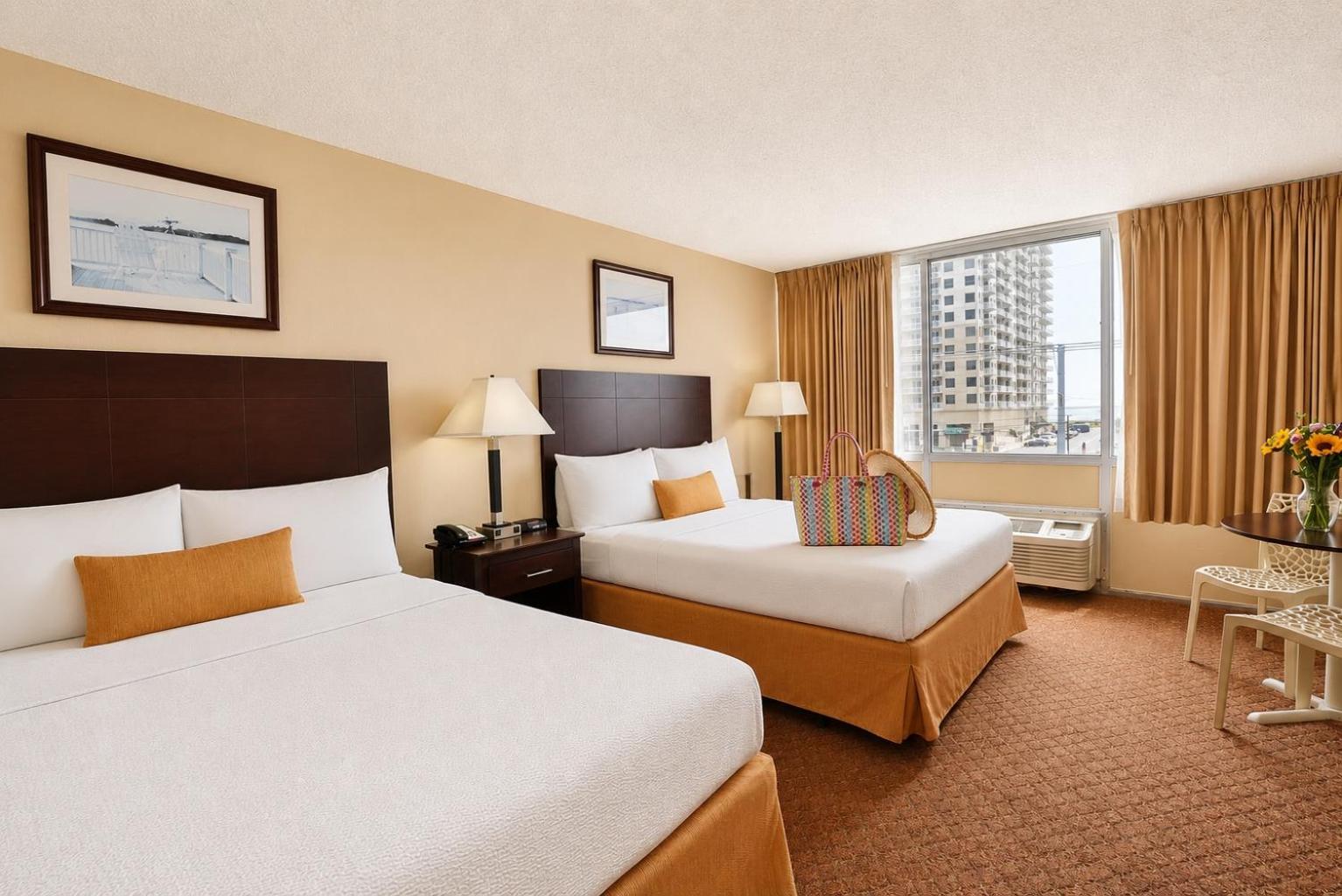 Standard Room with Two Queen Beds – North Building, City View