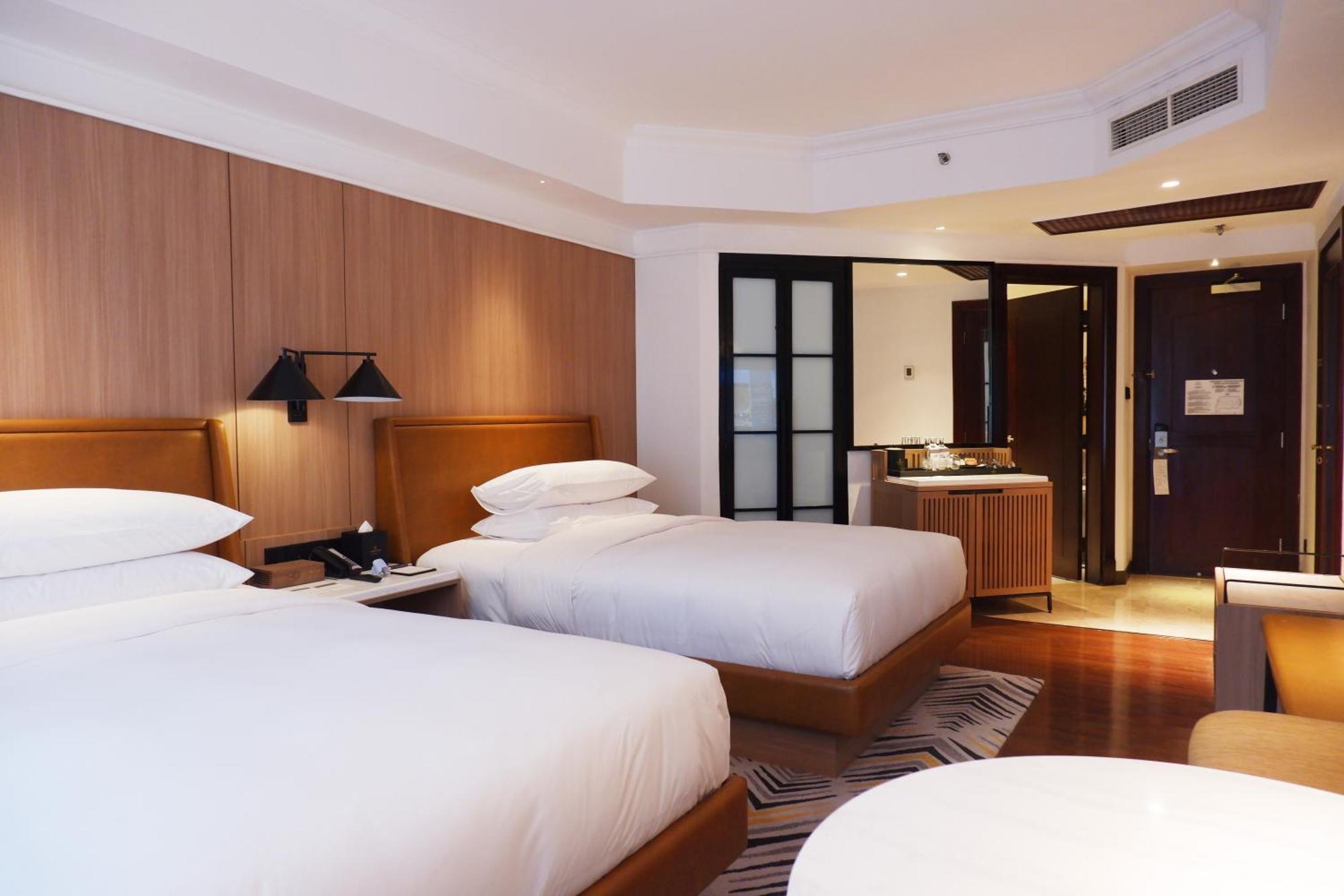 Deluxe Double Room Garden View