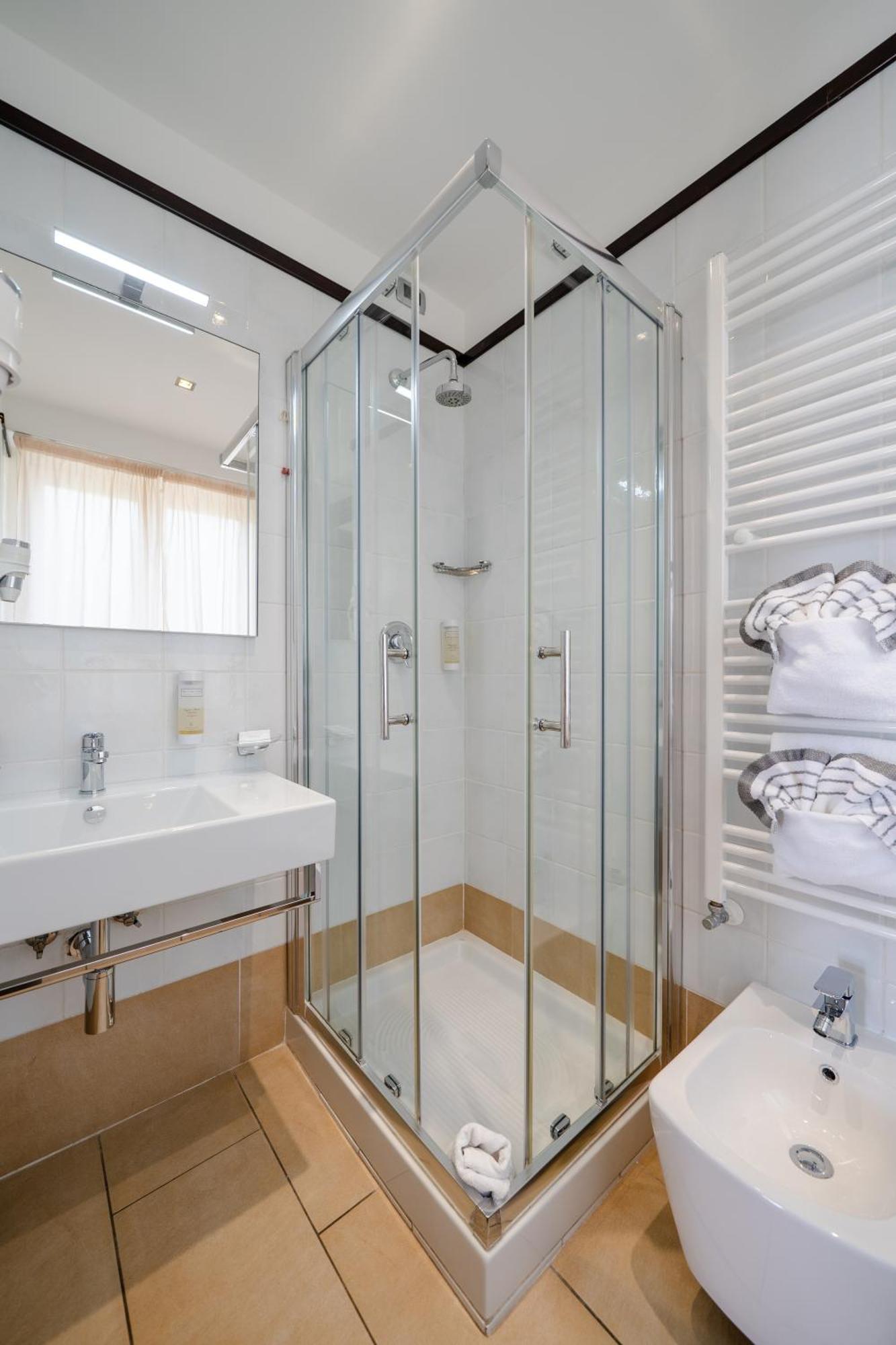 Superior Double or Twin Room Sea View