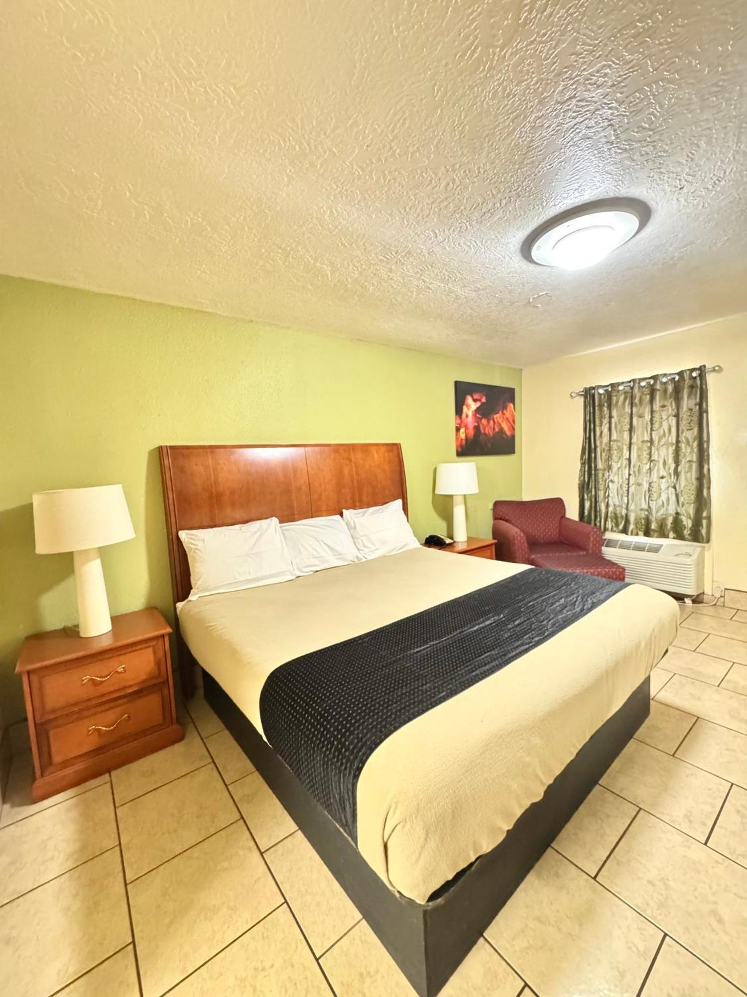 King Room