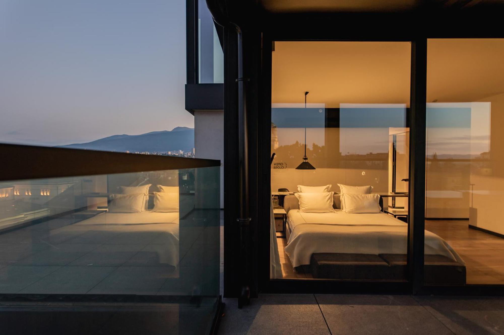 One-Bedroom Suite