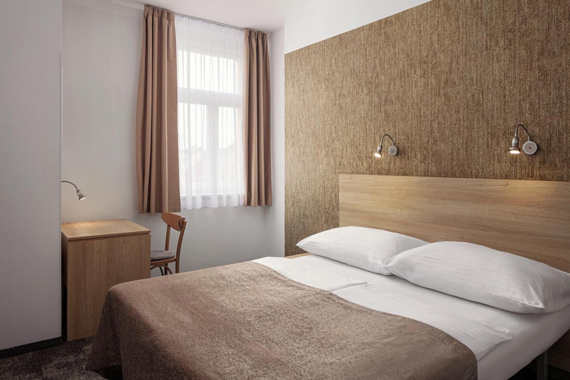 Standard Double or Twin Room,1773776959:JPEG