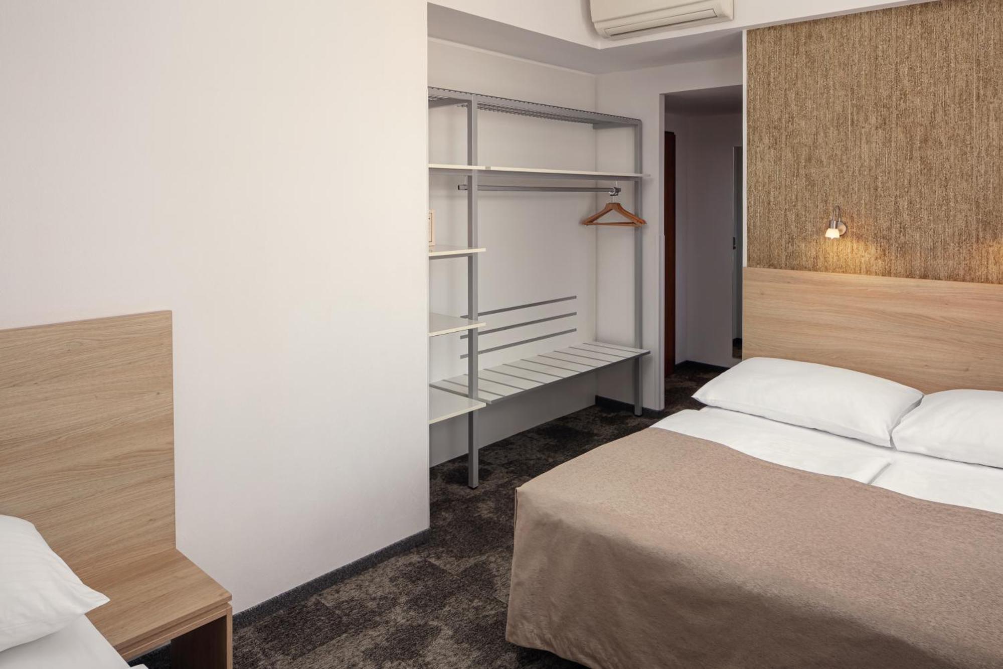 Standard Double Room Extra Bed