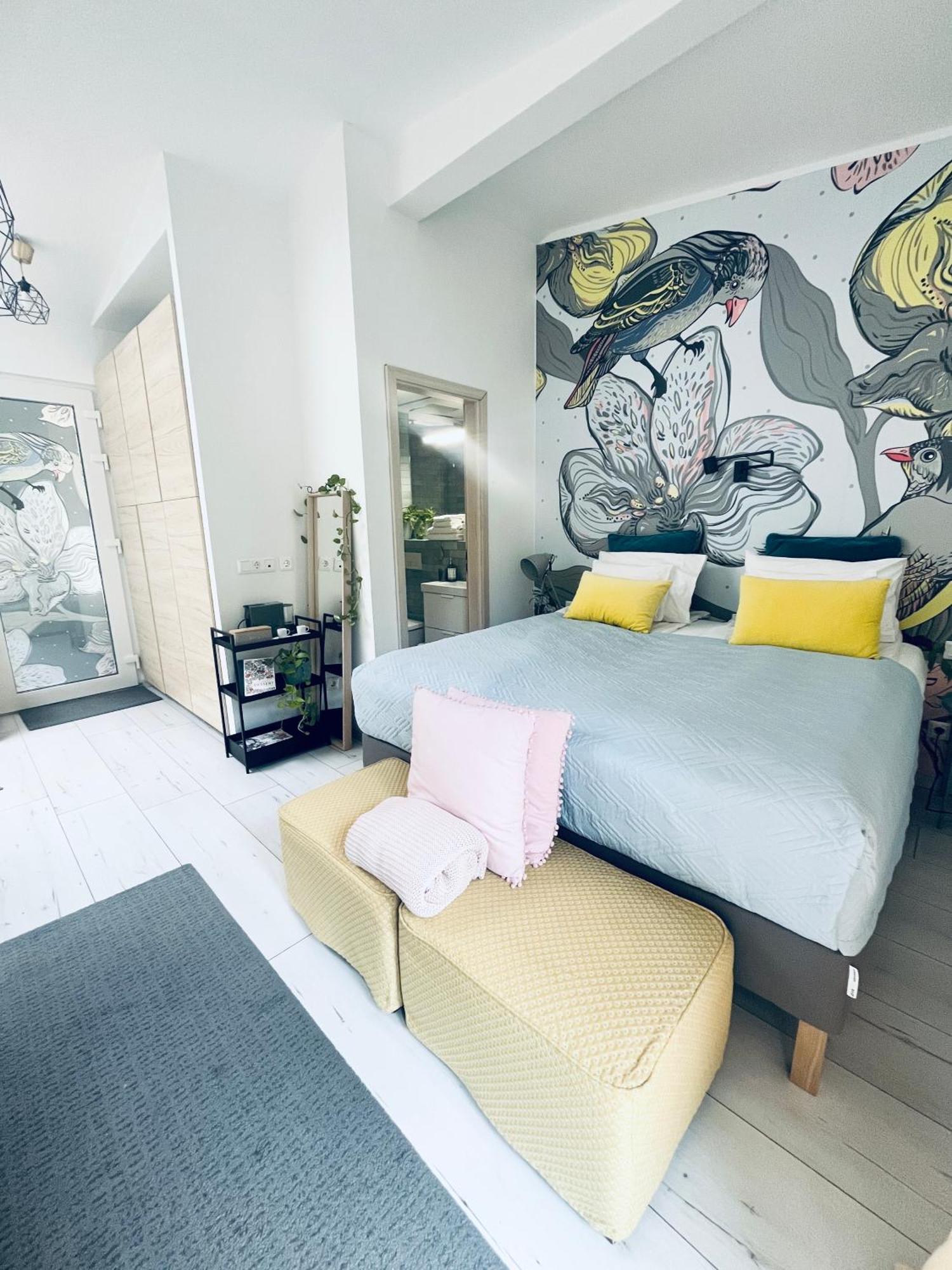 Studio Apartment