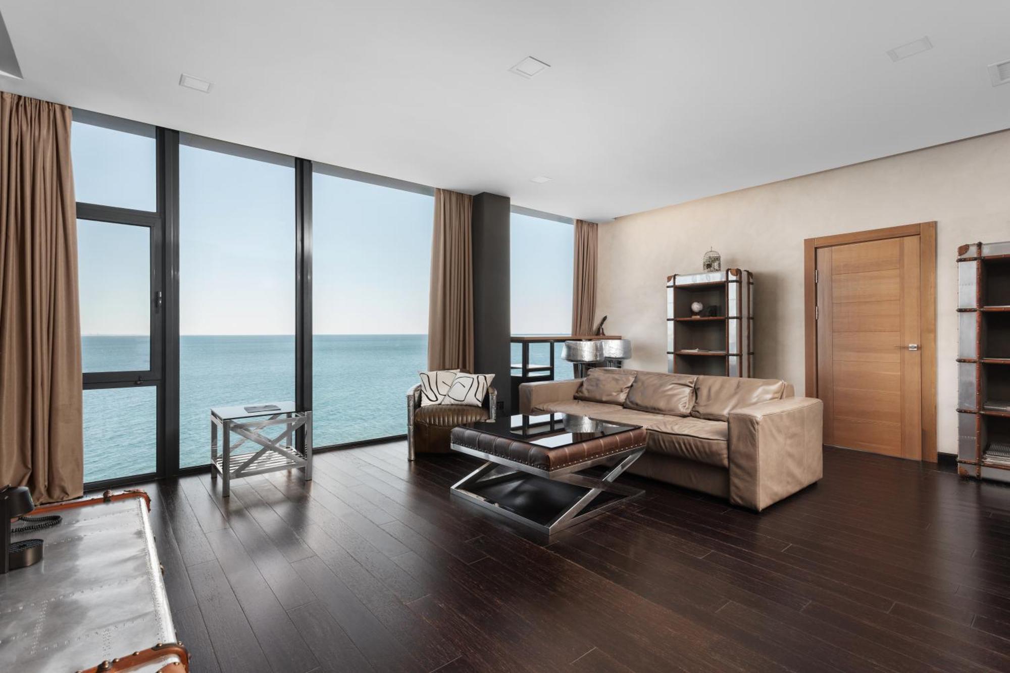 Panoramic Suite Sea View