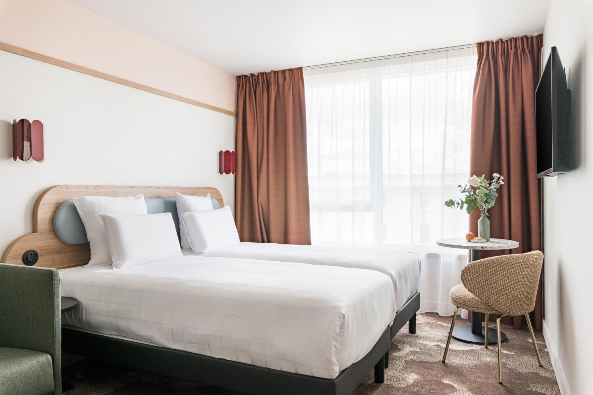 Superior Room 2 Single Bed 1 Double Sofa Bed
