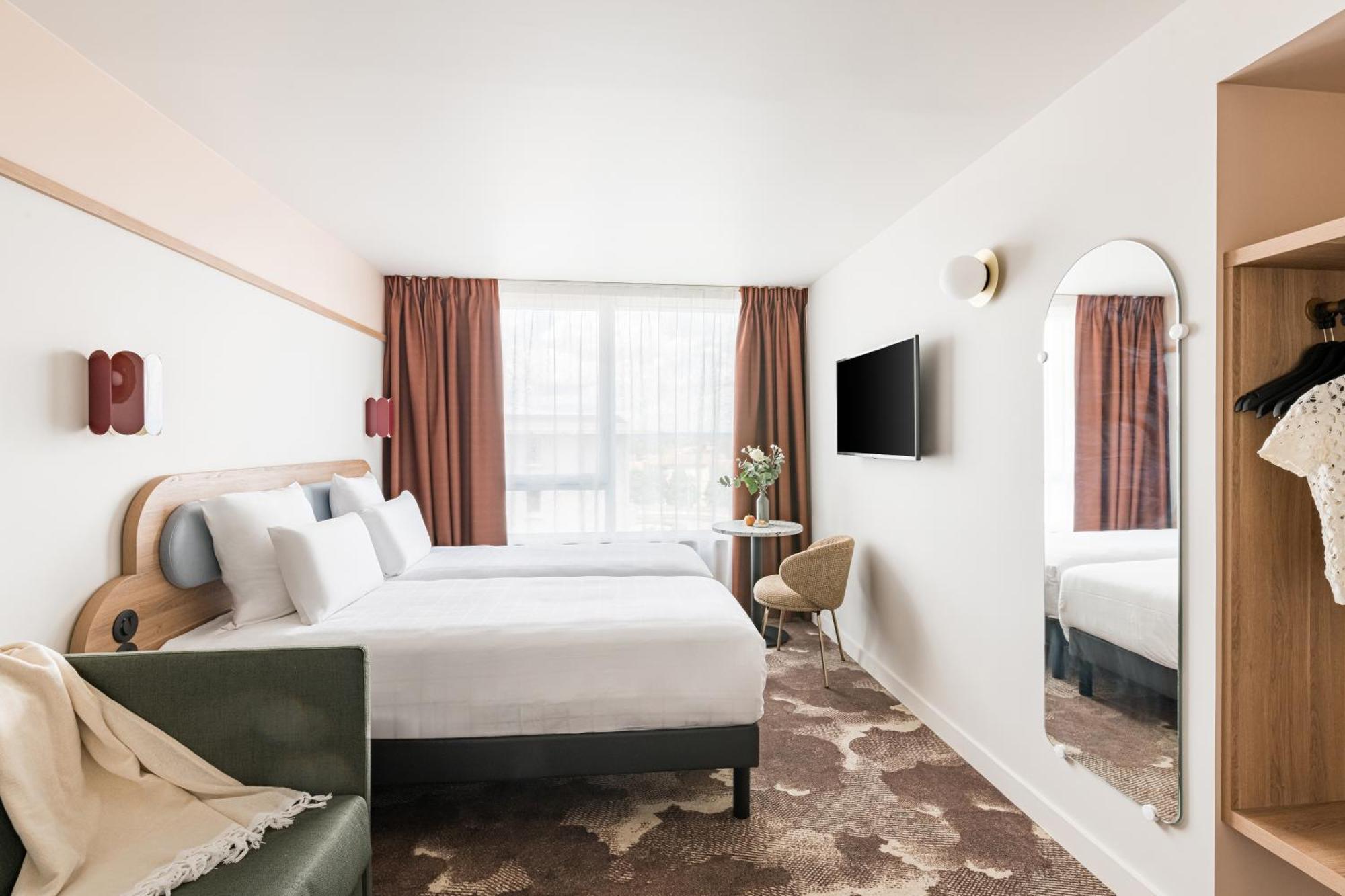 Superior Room 2 Single Bed 1 Double Sofa Bed