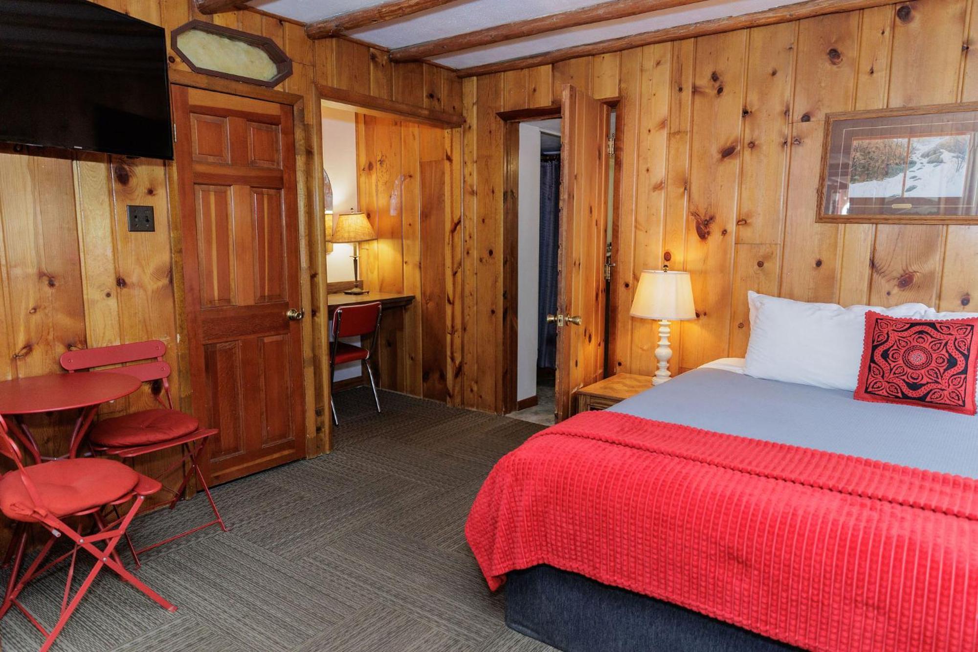 Hideaway Suite