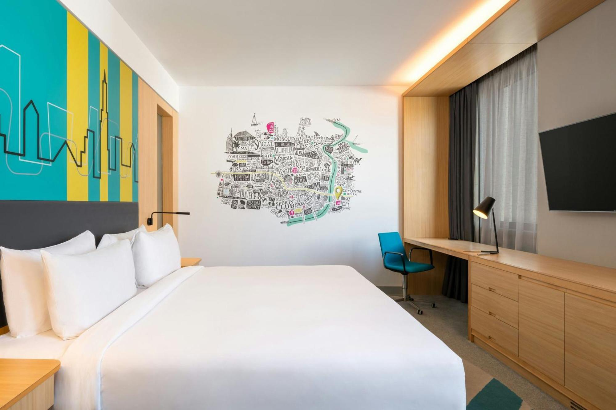 Aloft Room Guest room King City view