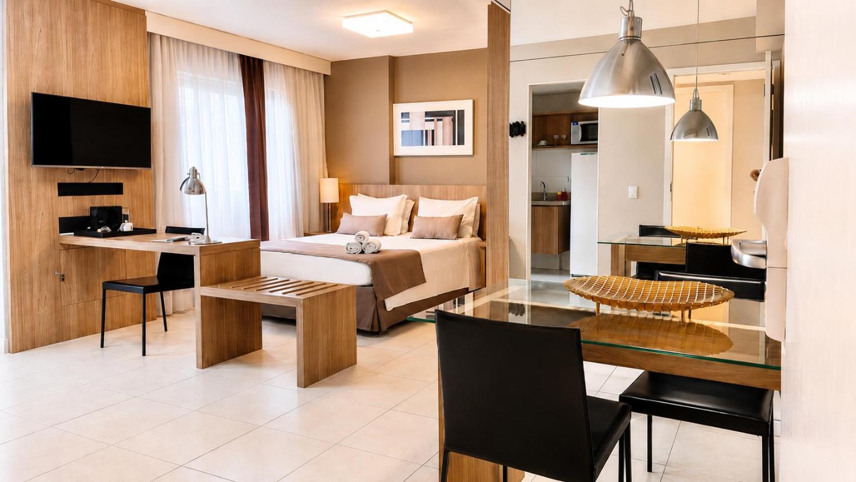 Studio Apartment Queen Bed