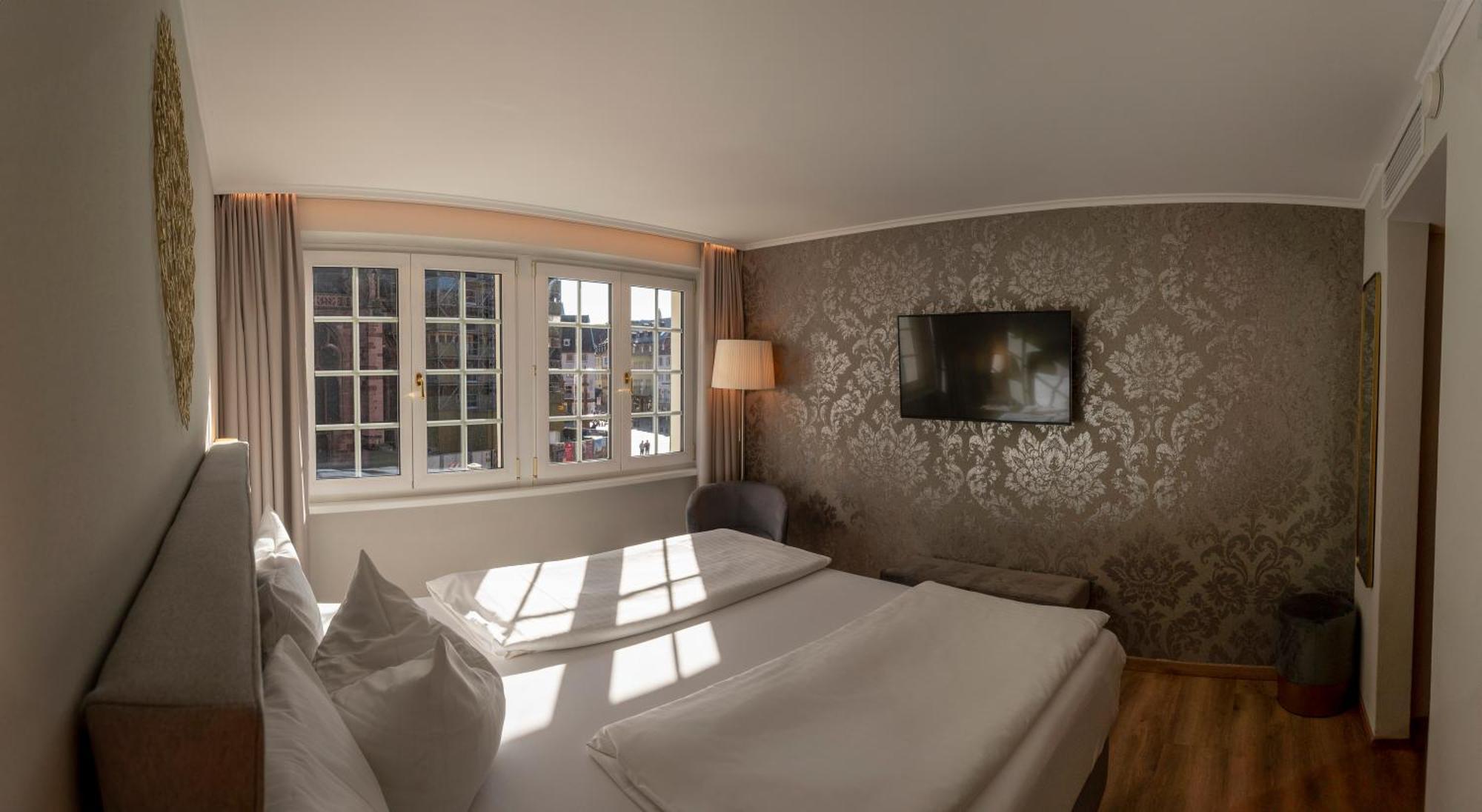 Small Double Room