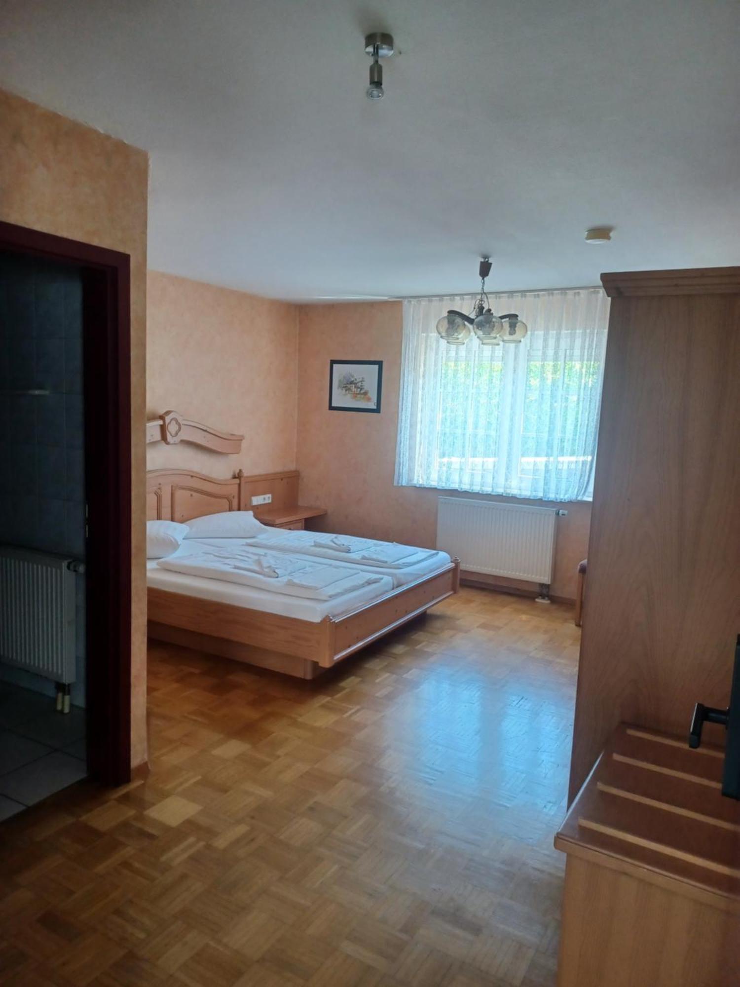 Comfort Single Room