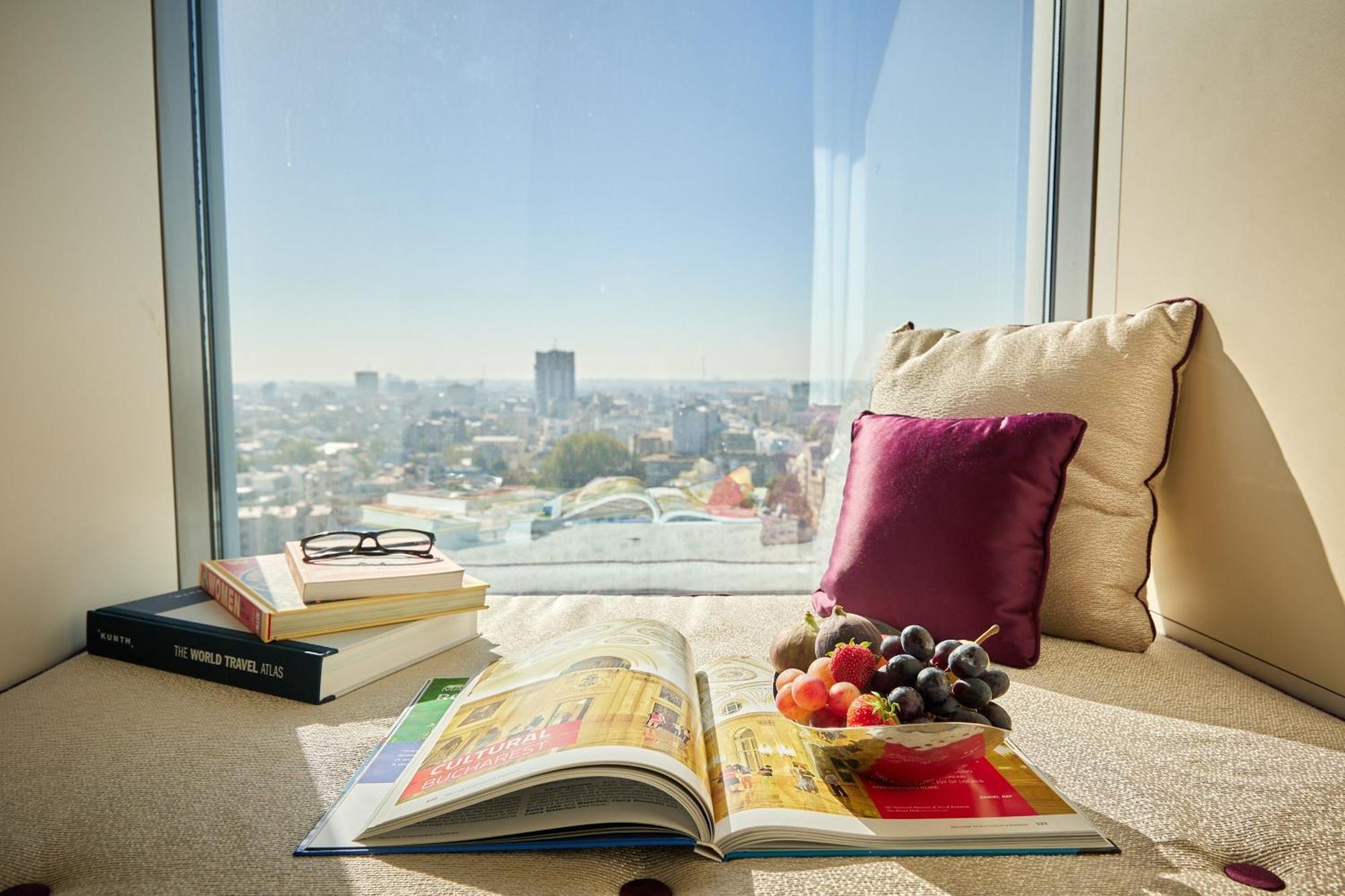 Classic Twin Guest room 2 Twin or Single Beds City view
