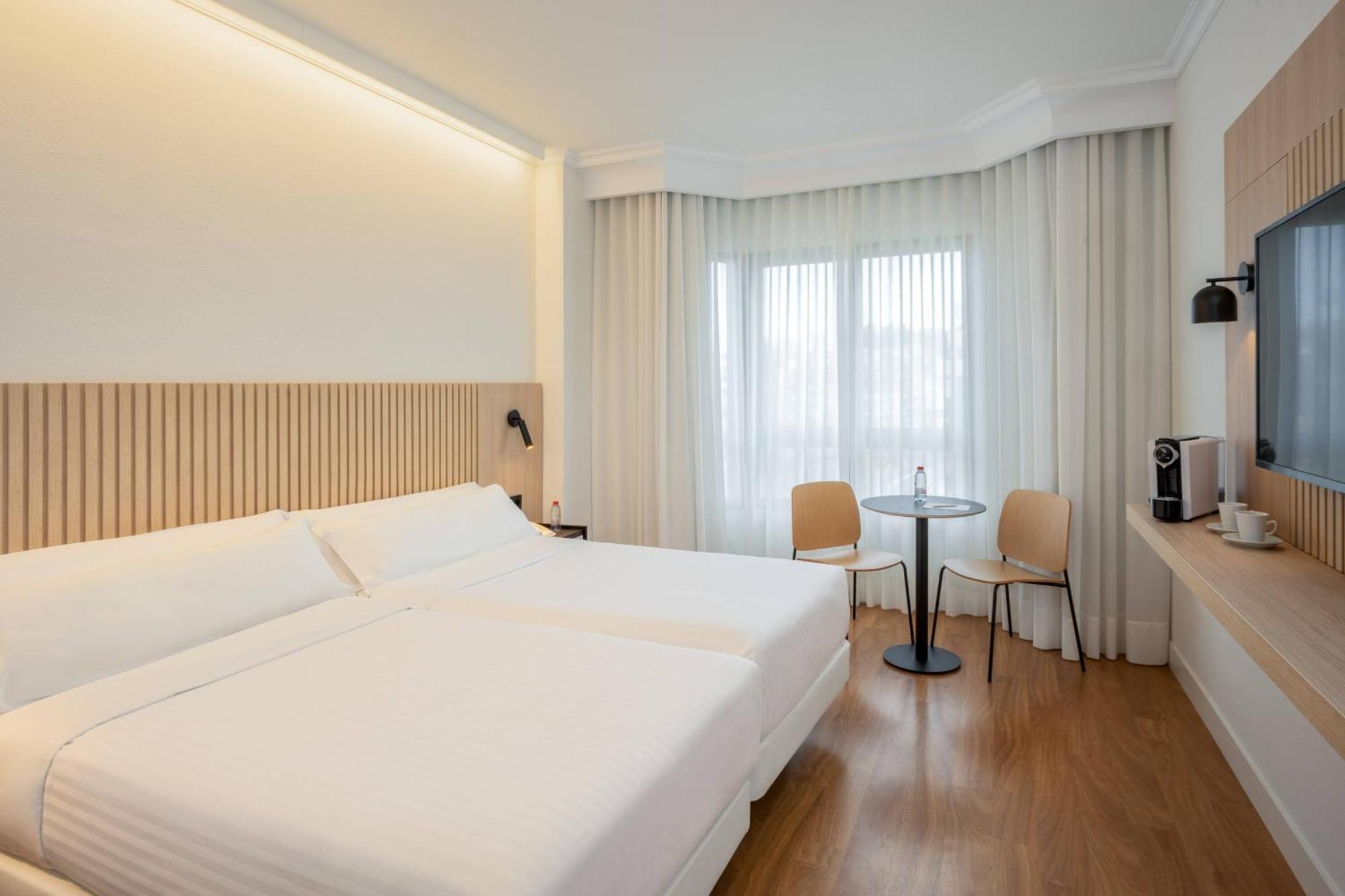 Standard Room,1774426543:JPEG