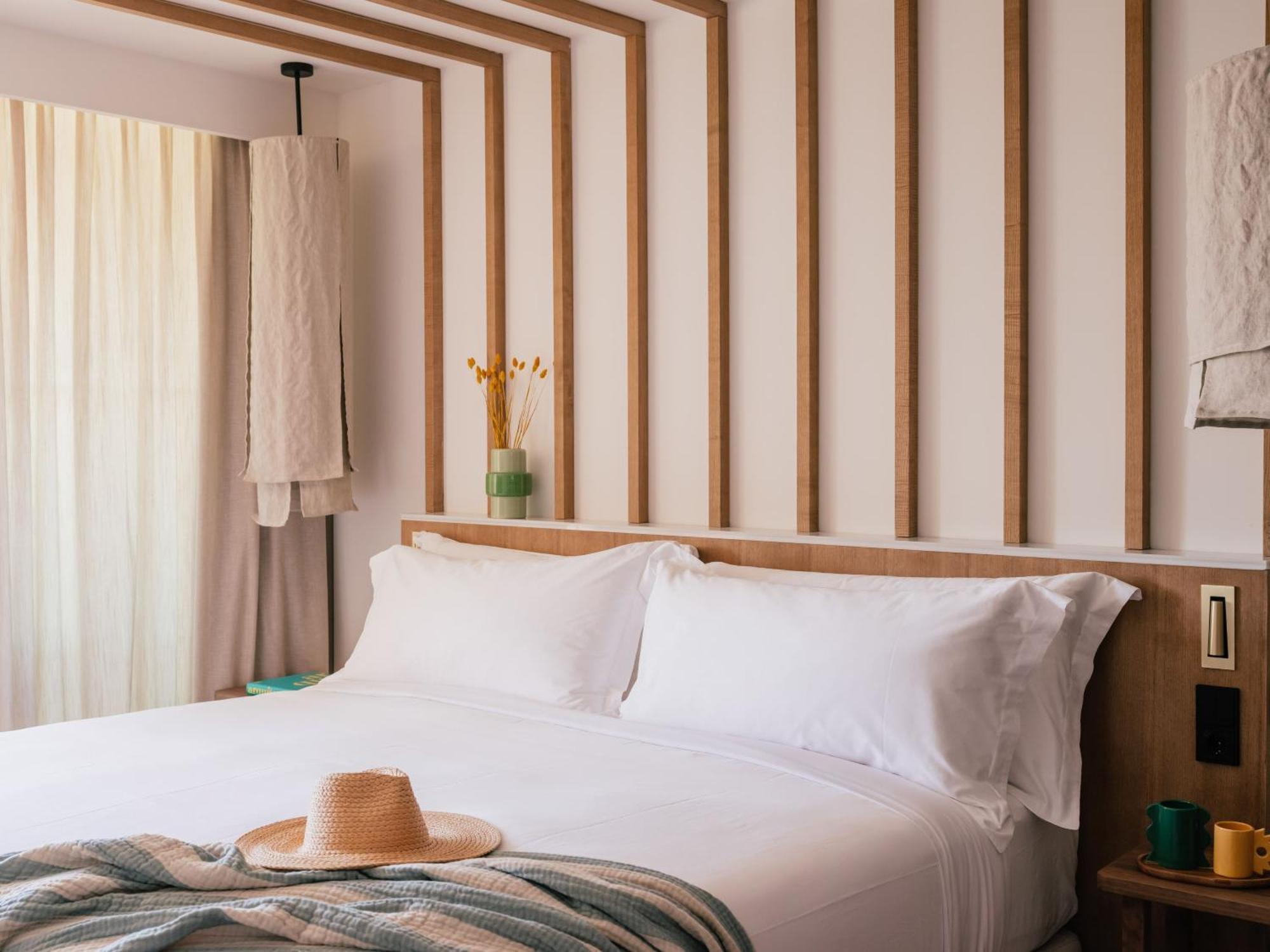 Superior ME + Junior Suite met Gedeeltelijk Uitzicht op Zee