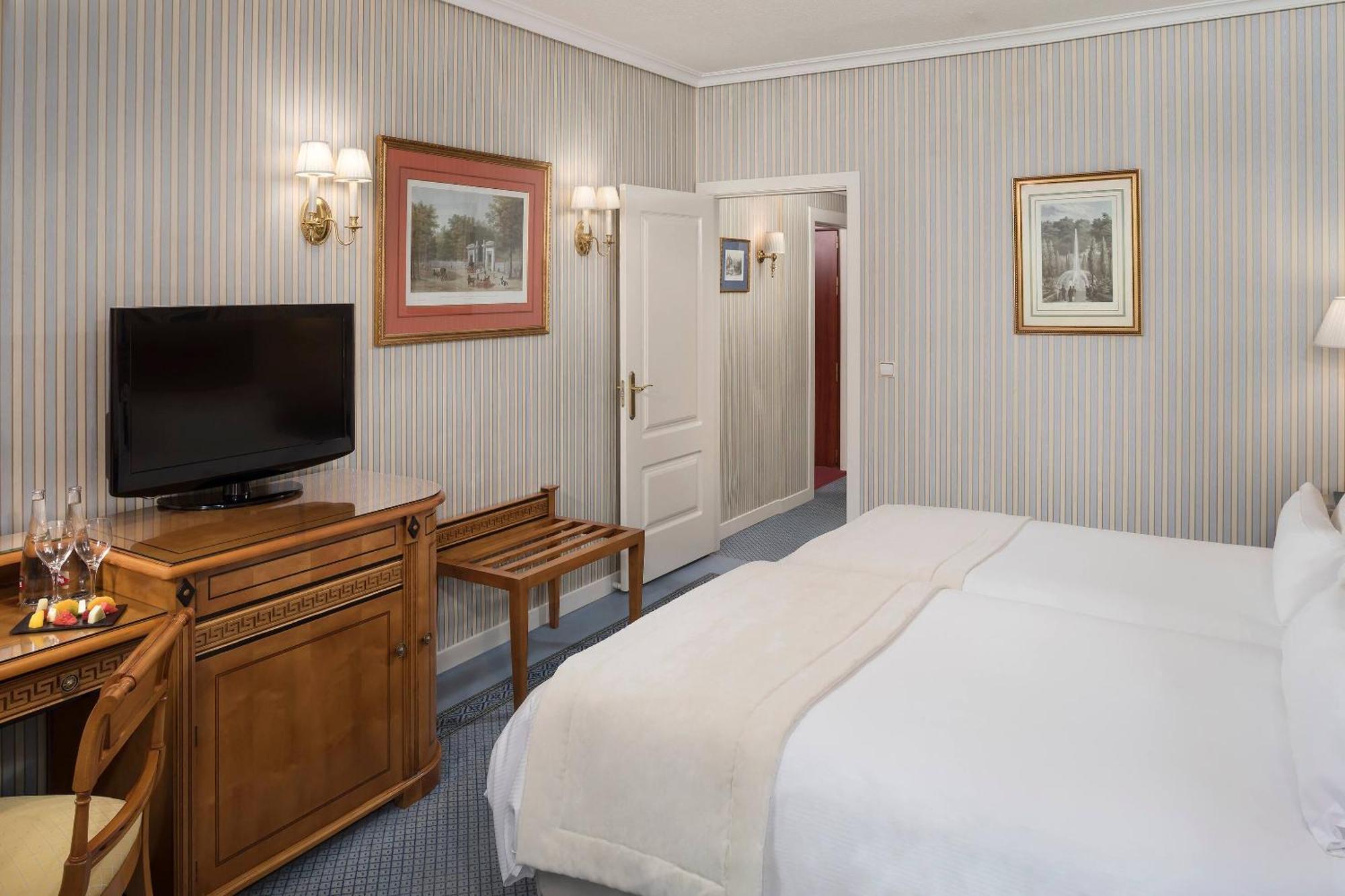 Classic Double or Twin Room,1774429085:JPEG