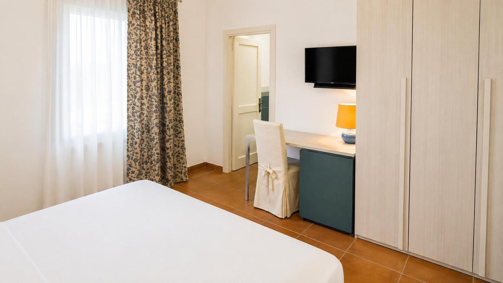 Basic Double Room