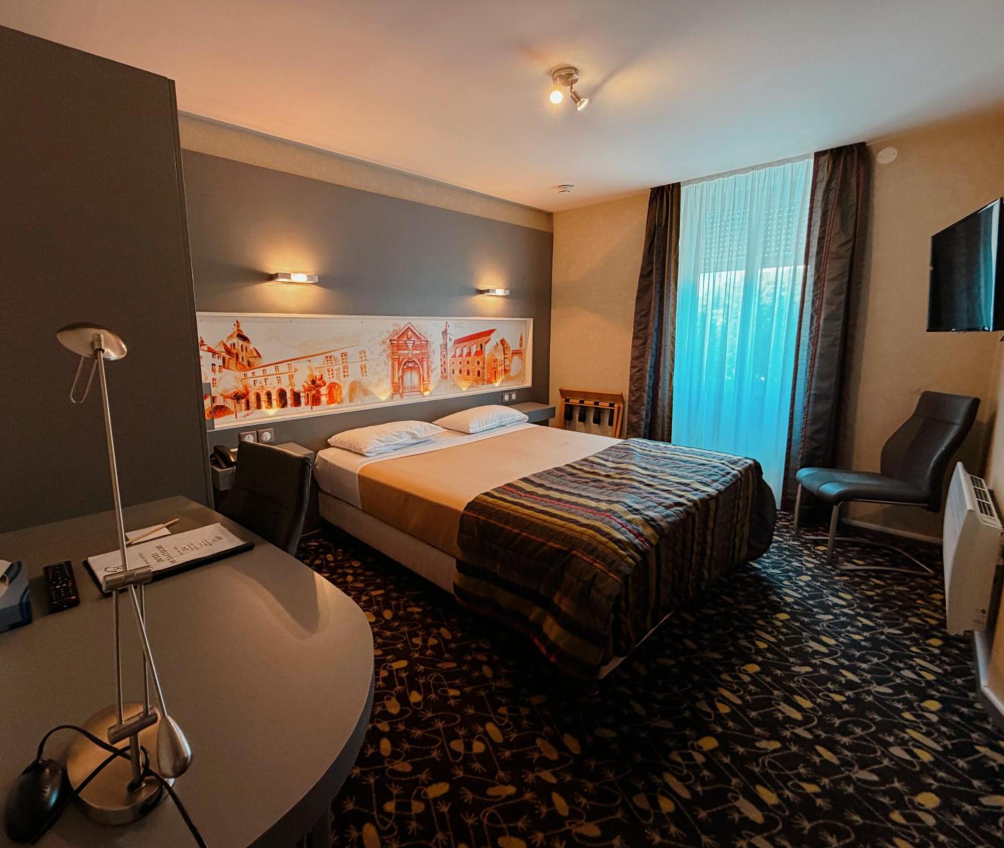 Chambre Double - Accessible aux Personnes à Mobilité Réduite