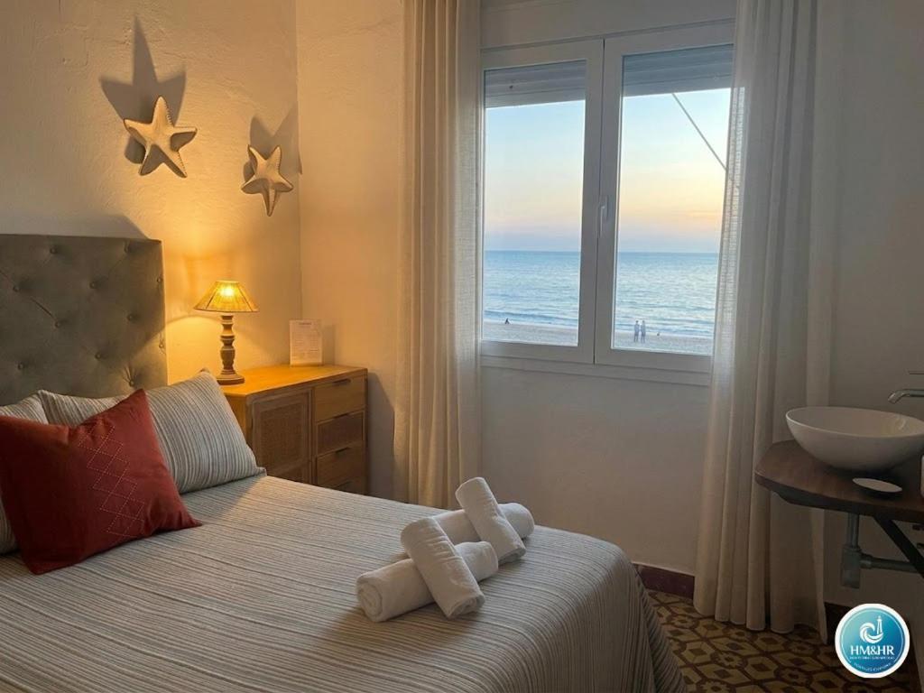 Double or Twin Room Sea View