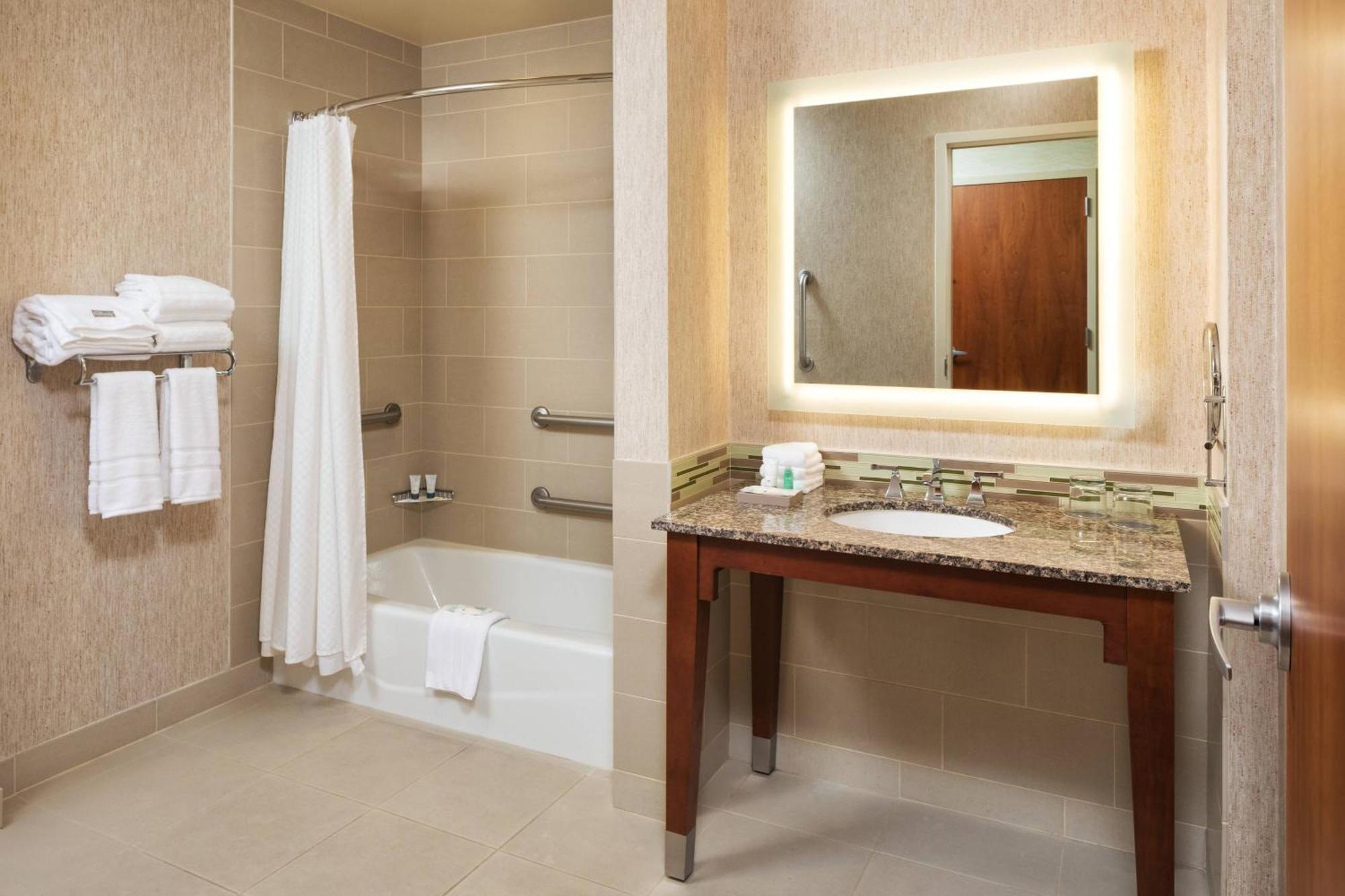 Guest room 2 Double City view