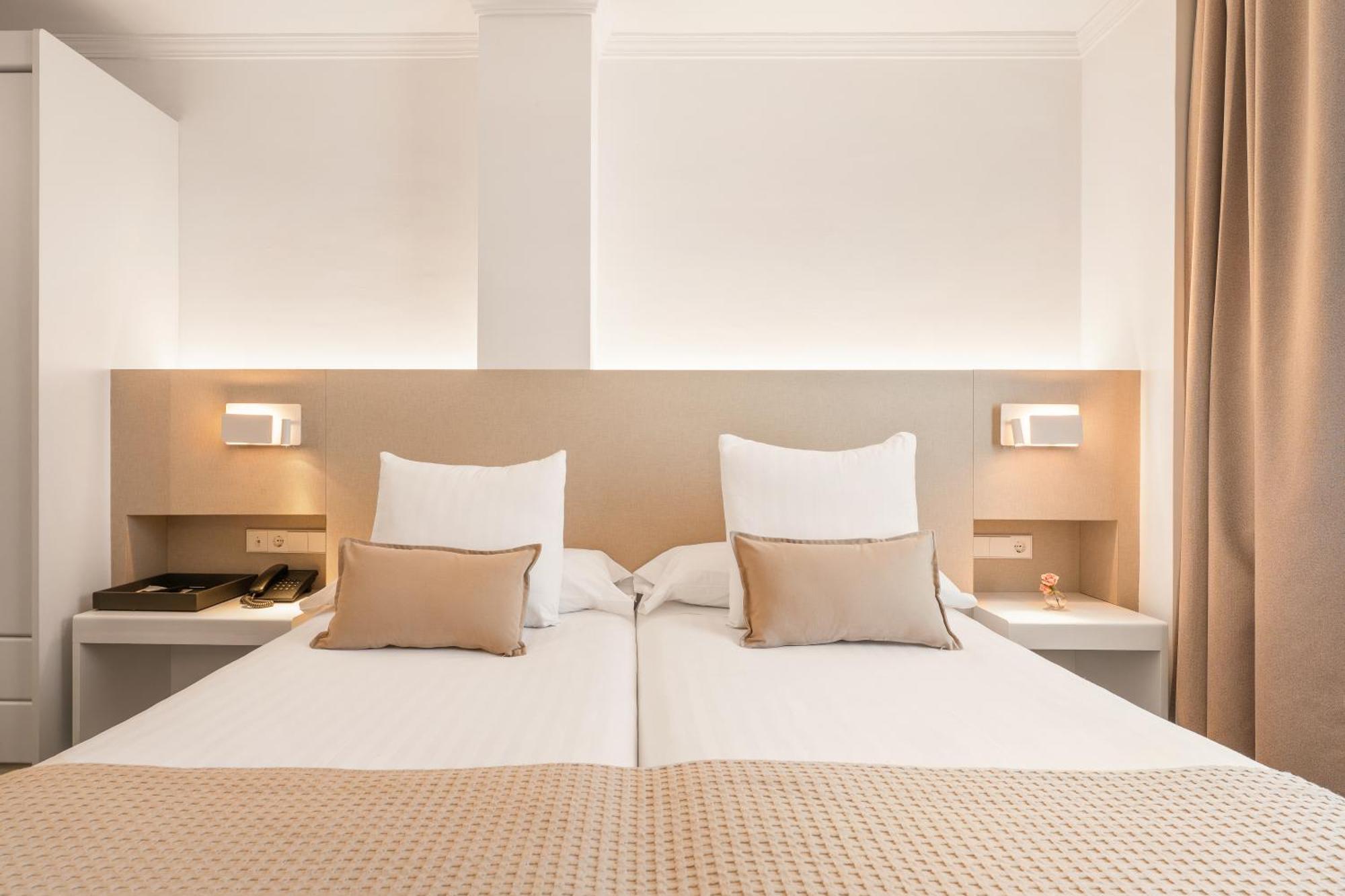 Superior Suite Kitchenette