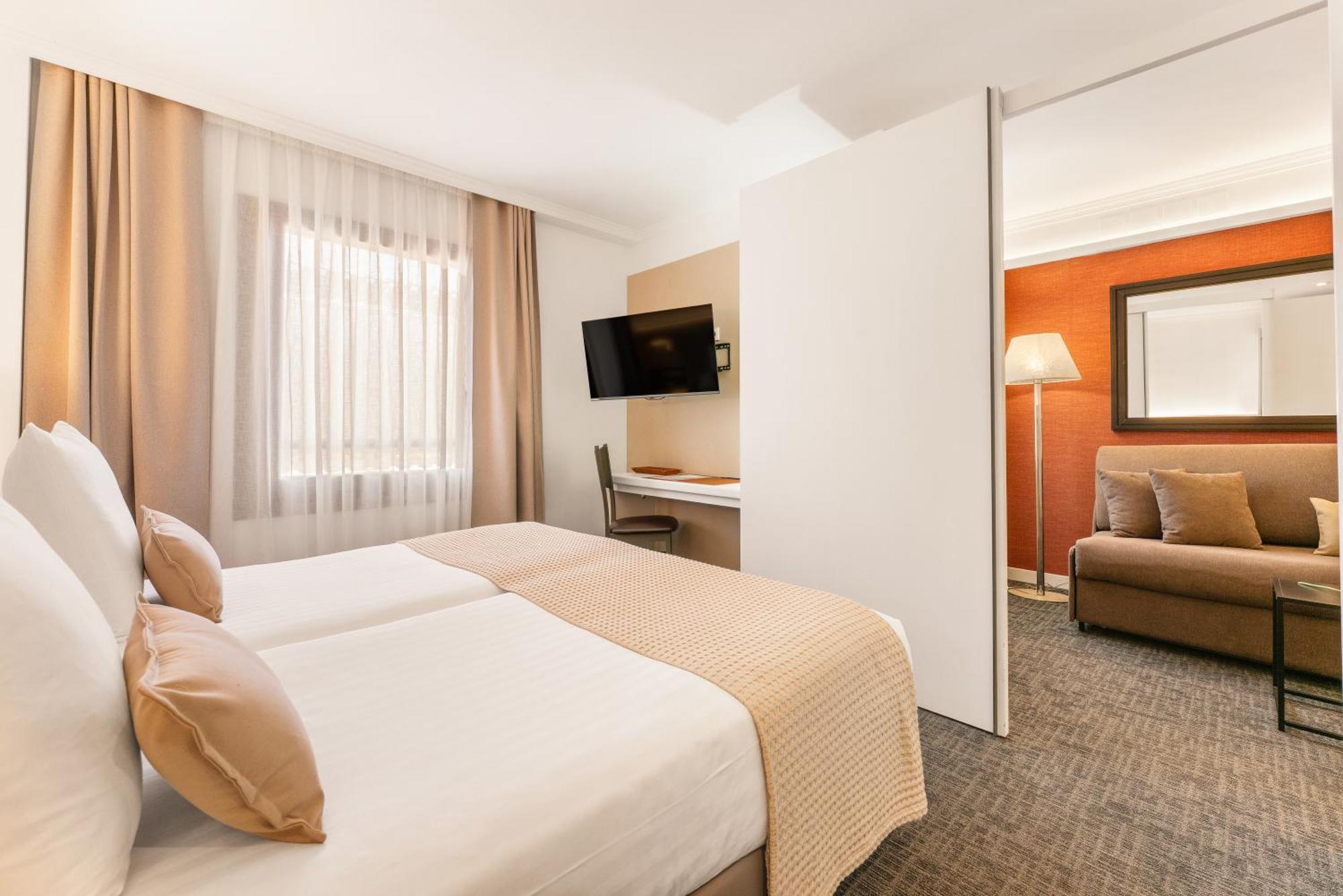 Superior Suite Kitchenette