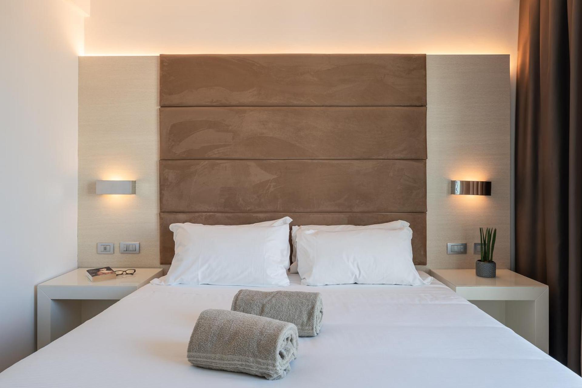 Superior Double or Twin Room,1774452069:JPEG