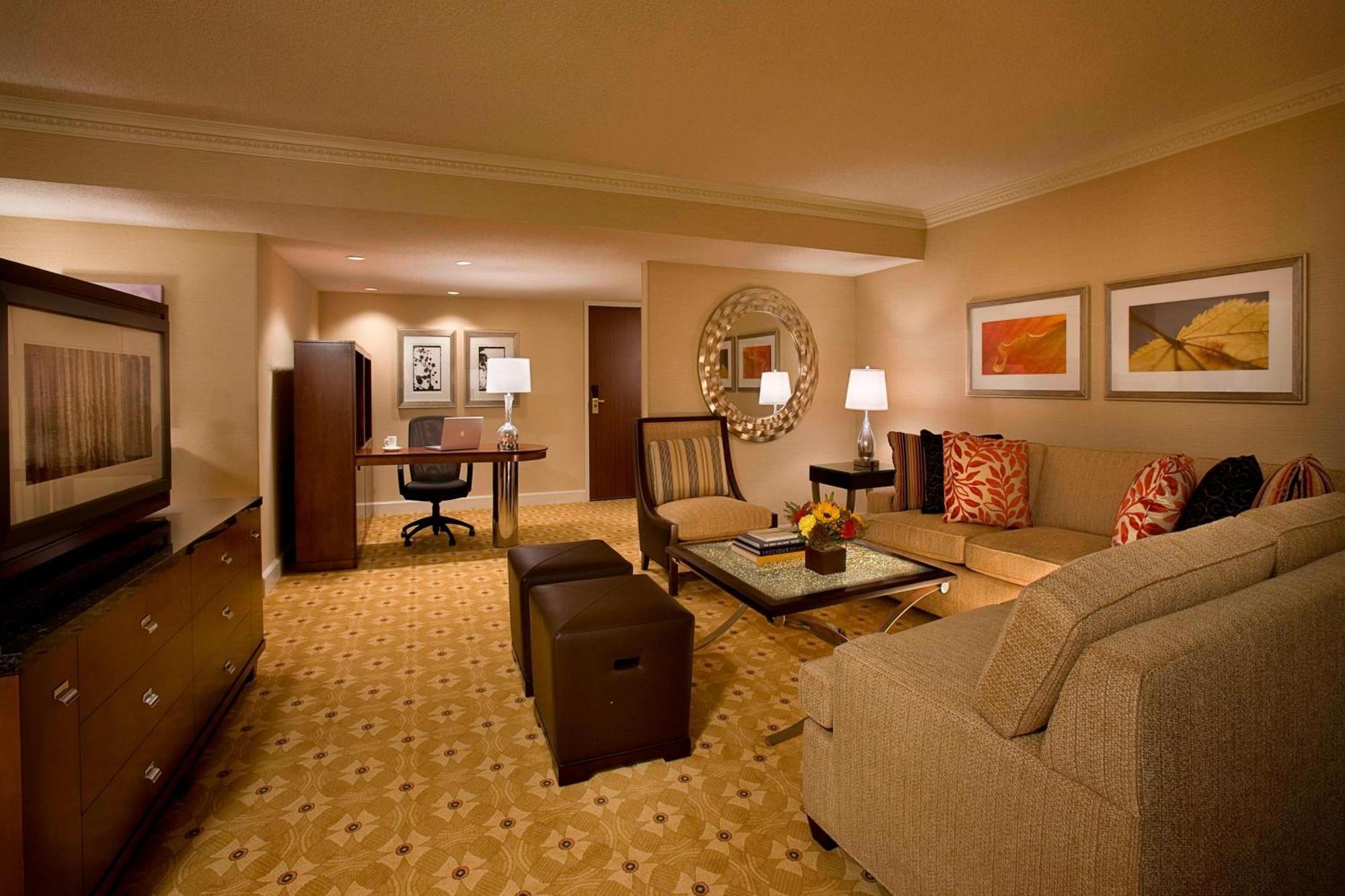 Large King Suite