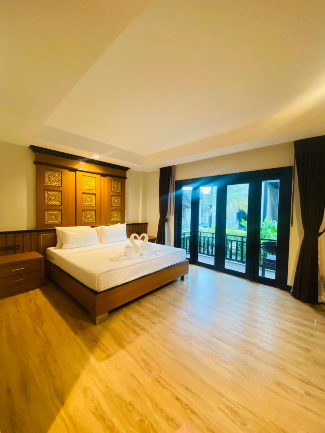 Superior Double or Twin Room Mountain View
