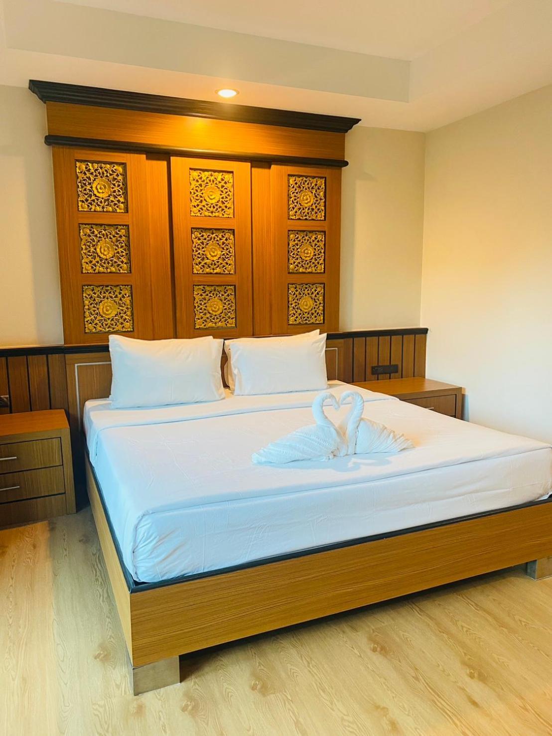 Superior Double or Twin Room Mountain View