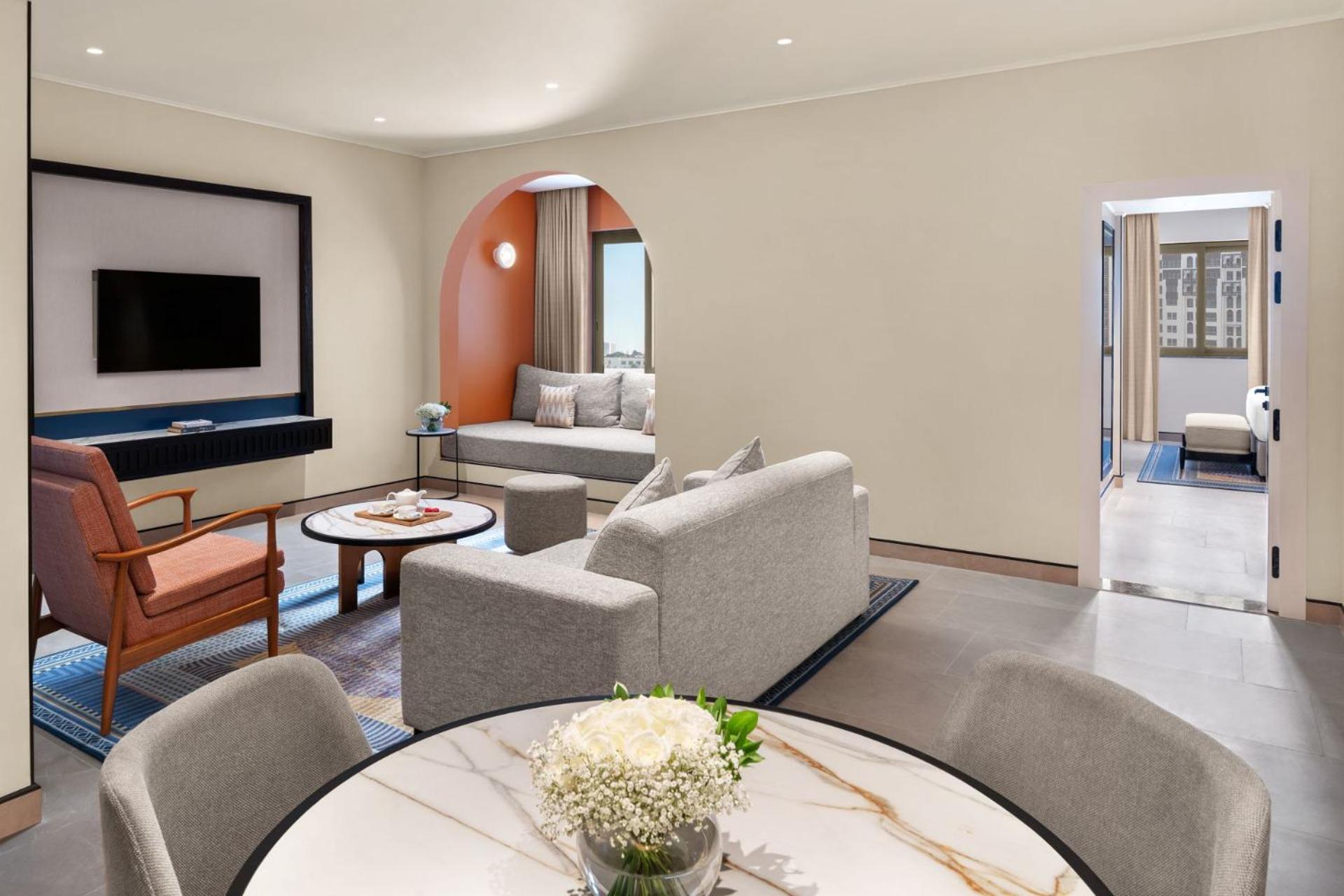 Family Suite Evening Drinks & Canapes Section