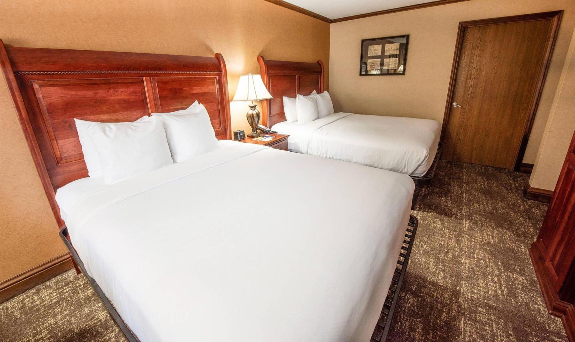 Queen Room Two Queen Beds