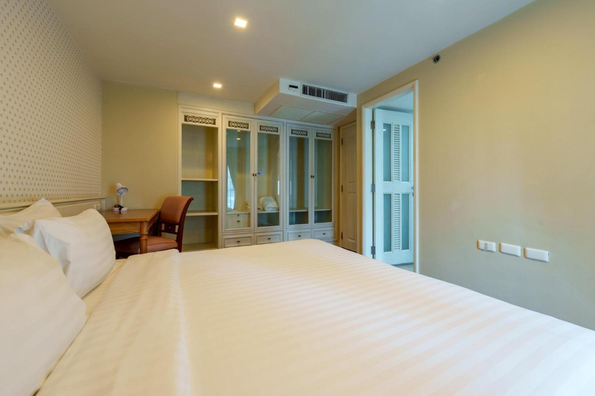 Three-Bedroom Suite