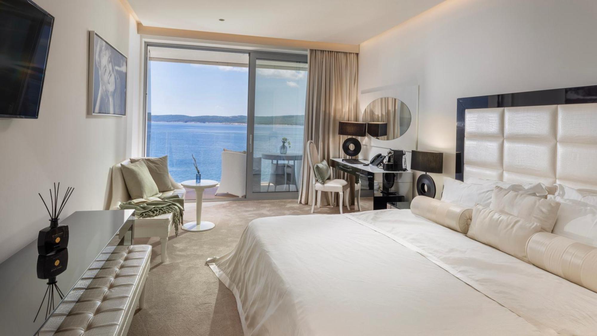 Superior Doppelzimmer mit Meerblick und Balkon