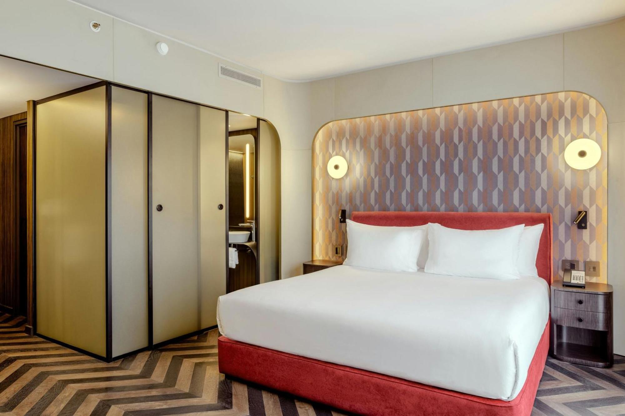 Executive King Room