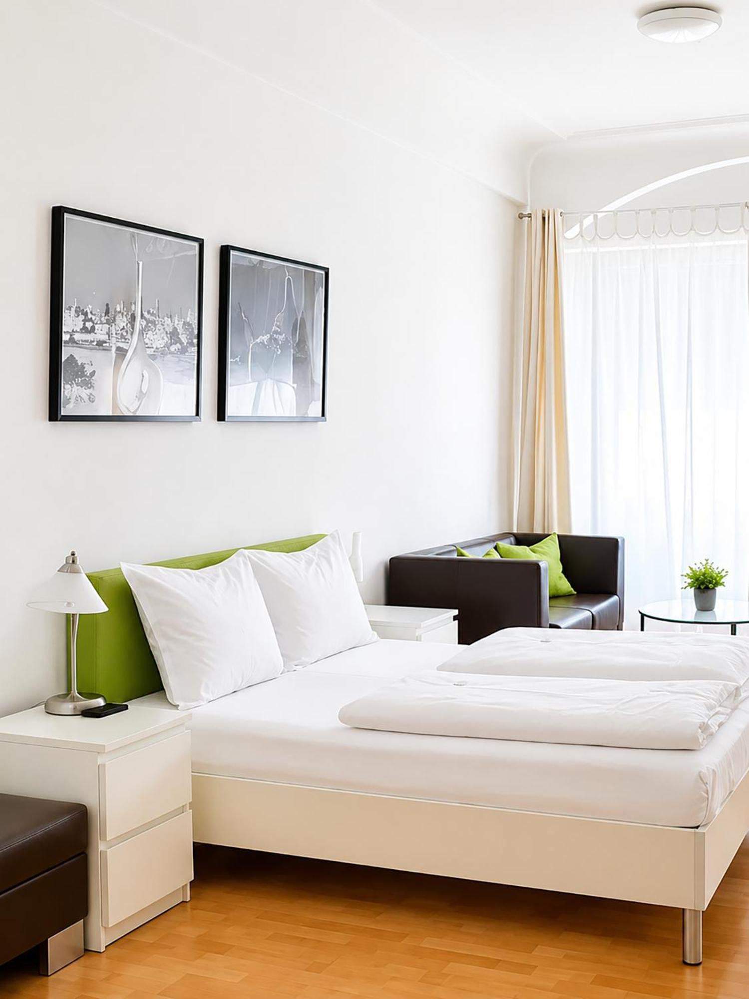 Classic Double Room