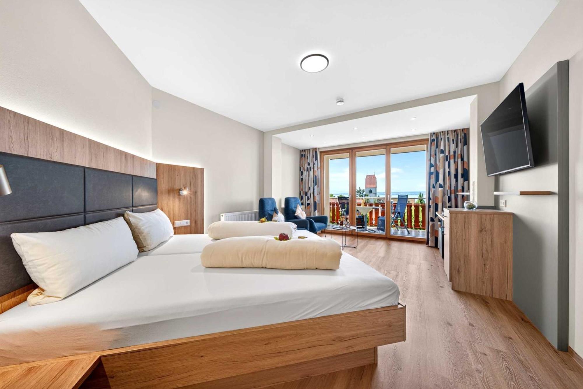 Comfort Double Room Balcony Lake View
