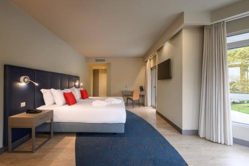 Premium Room,1774492119:JPEG