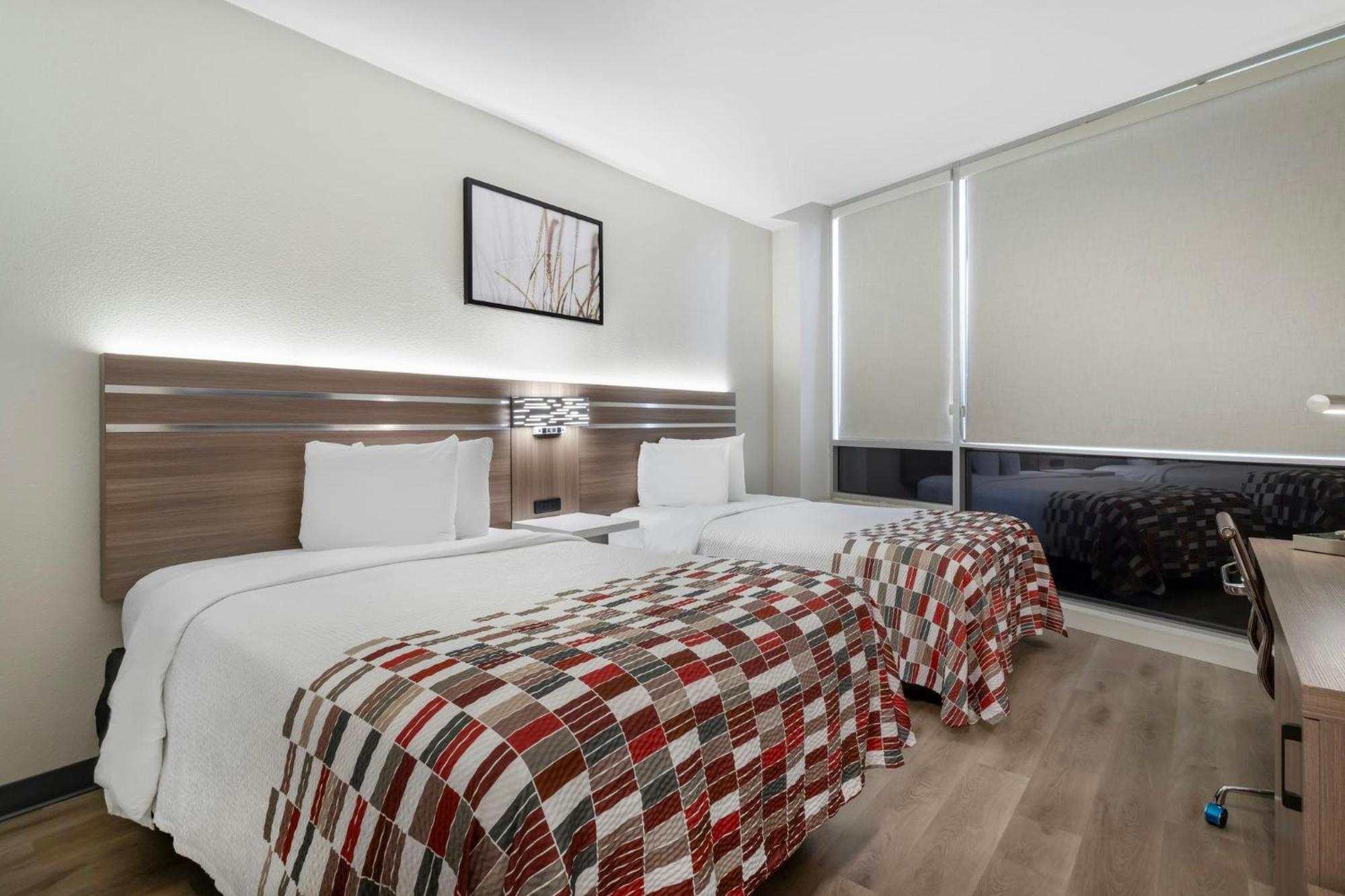 Deluxe Room Two Double Beds Non-Smoking