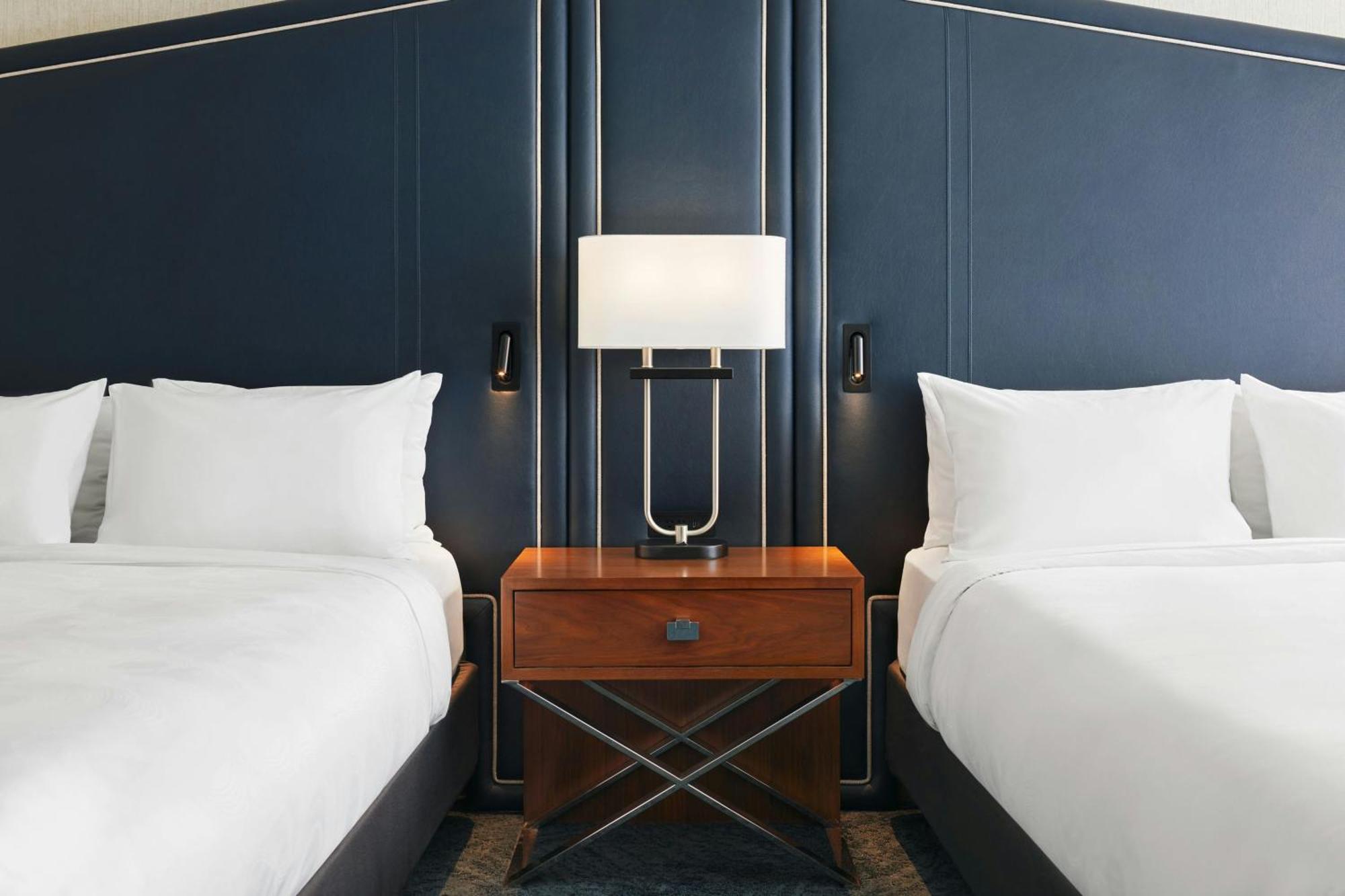 Queen Room with Two Queen Beds and City View - High Floor