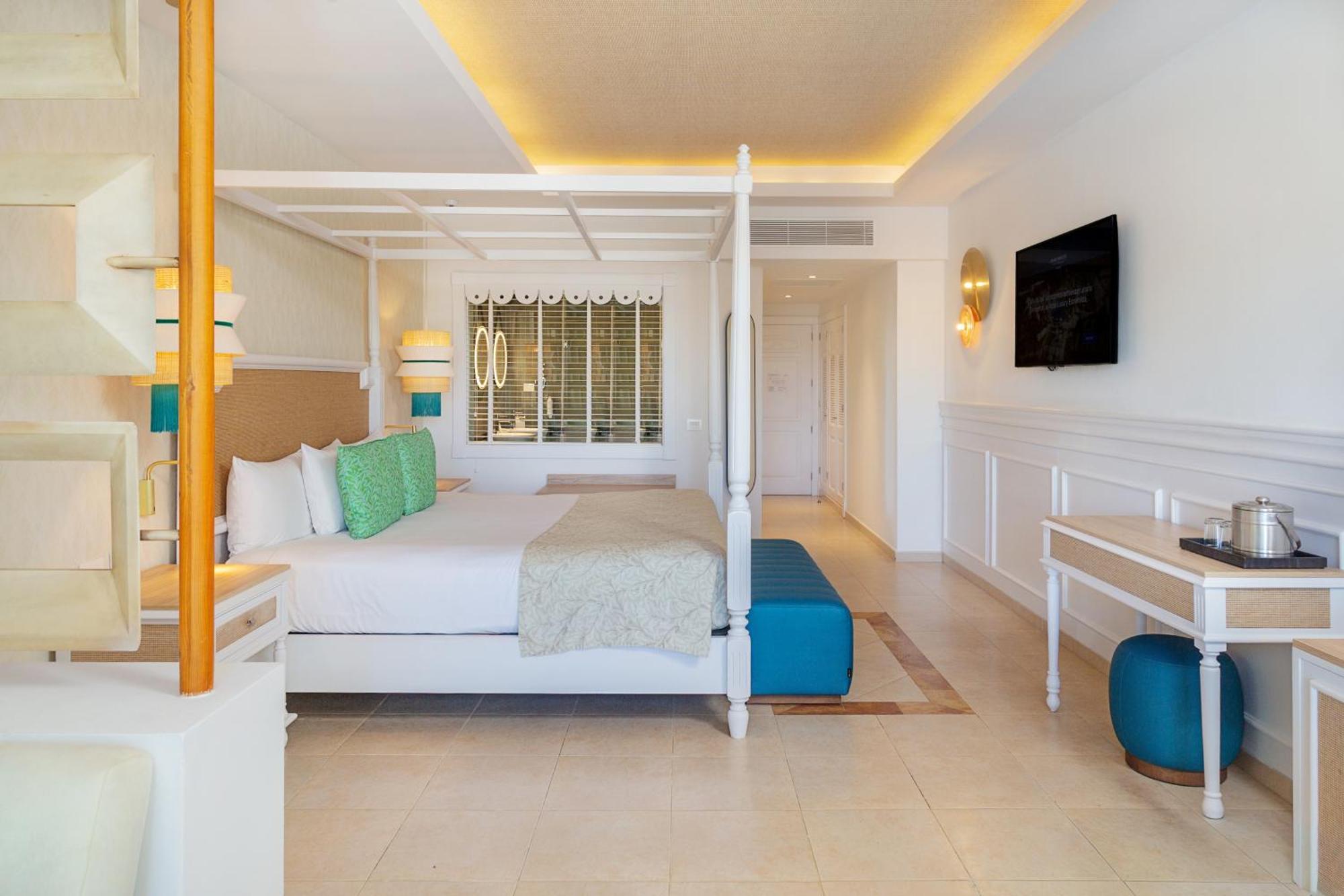 1 King Bed Deluxe Junior Suite DBL