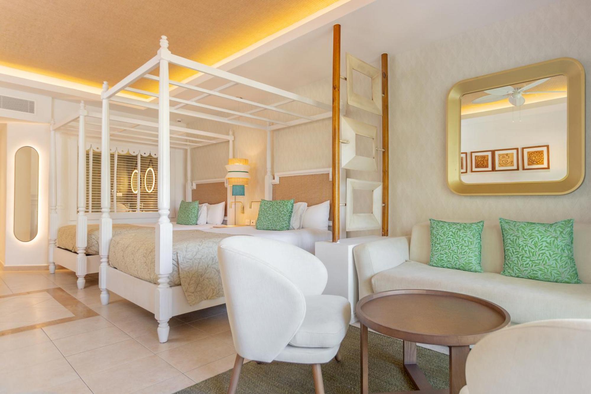 2 Double Beds Deluxe Junior Suite DBL