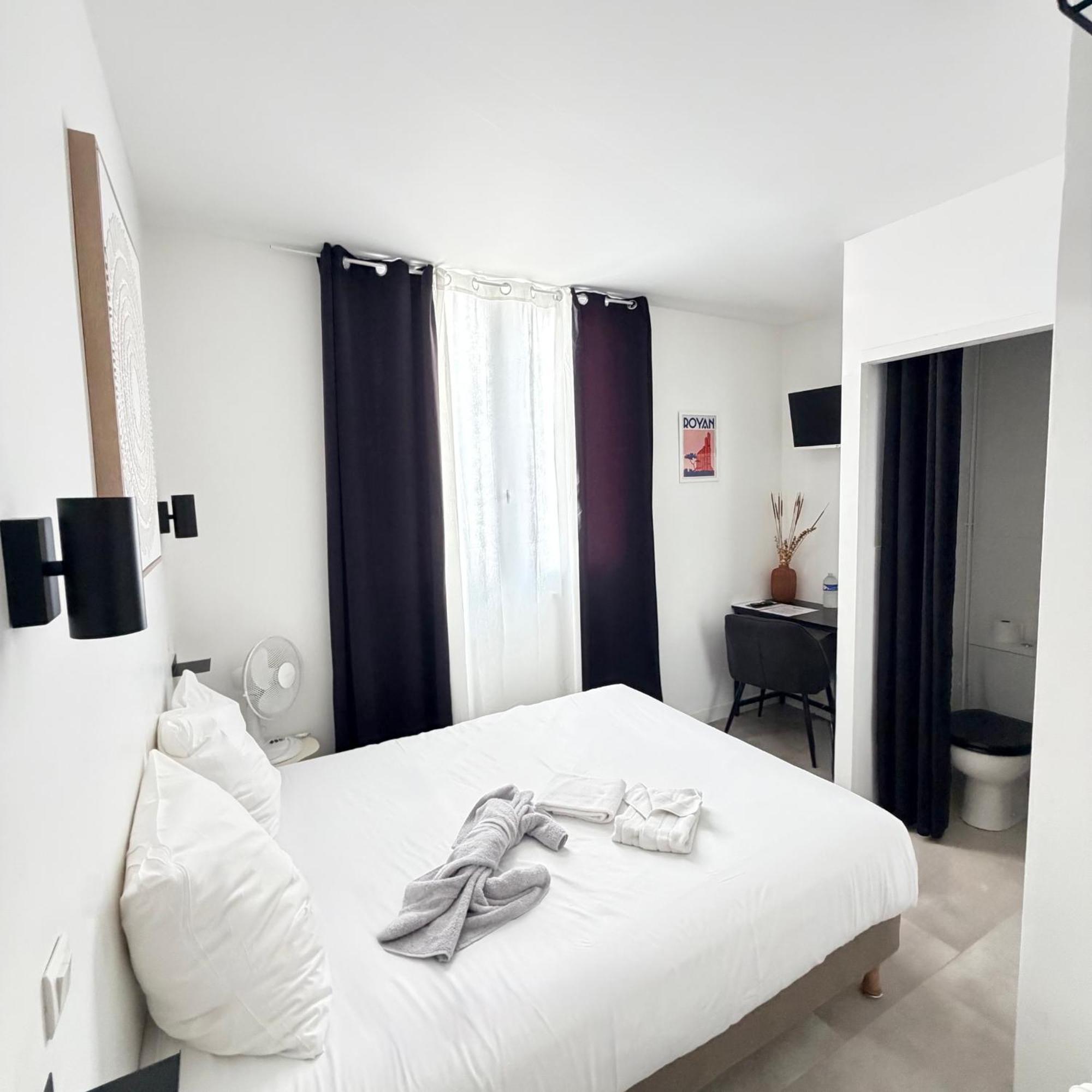 Economy Double Room
