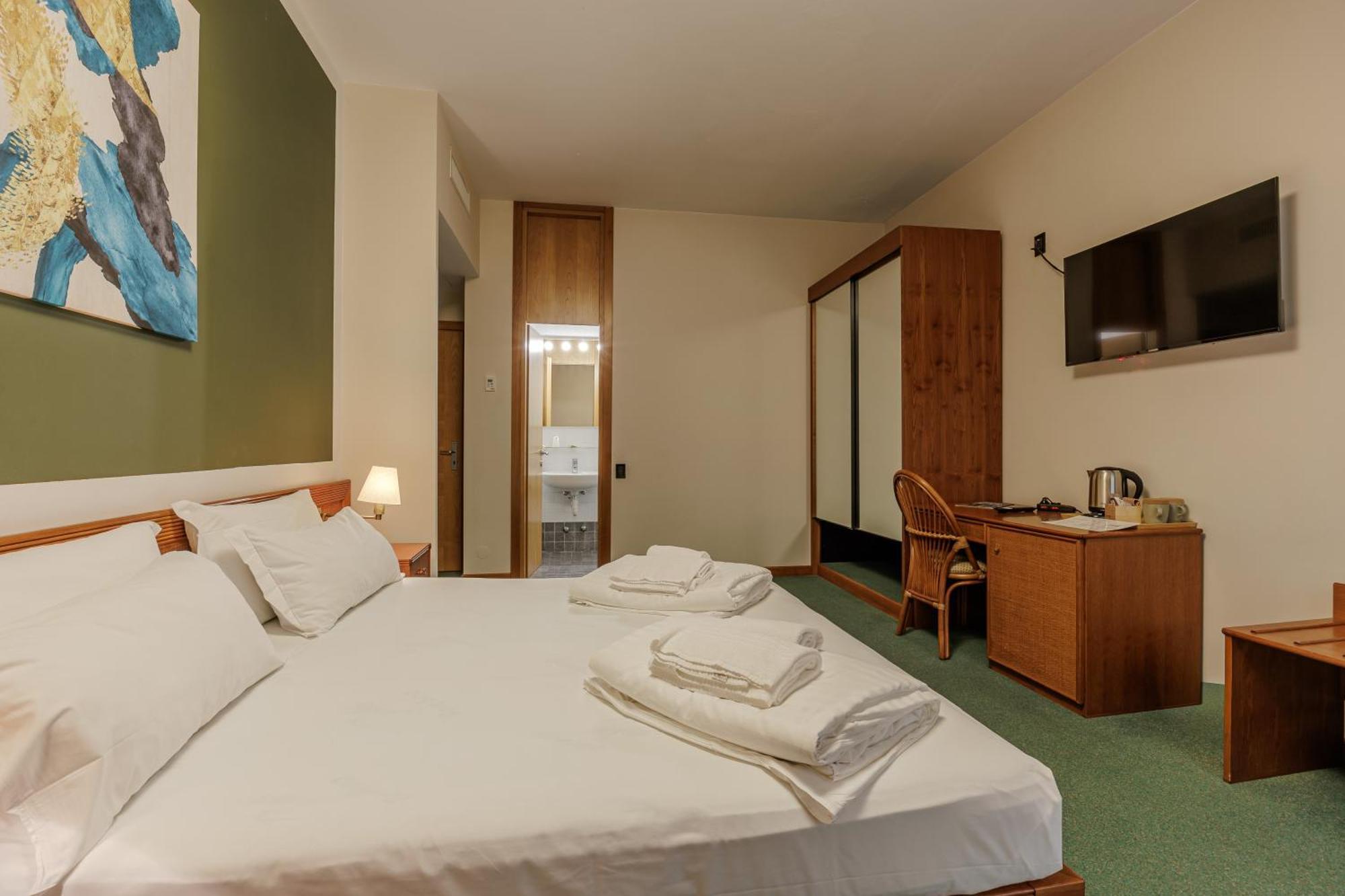 Economy Double Room