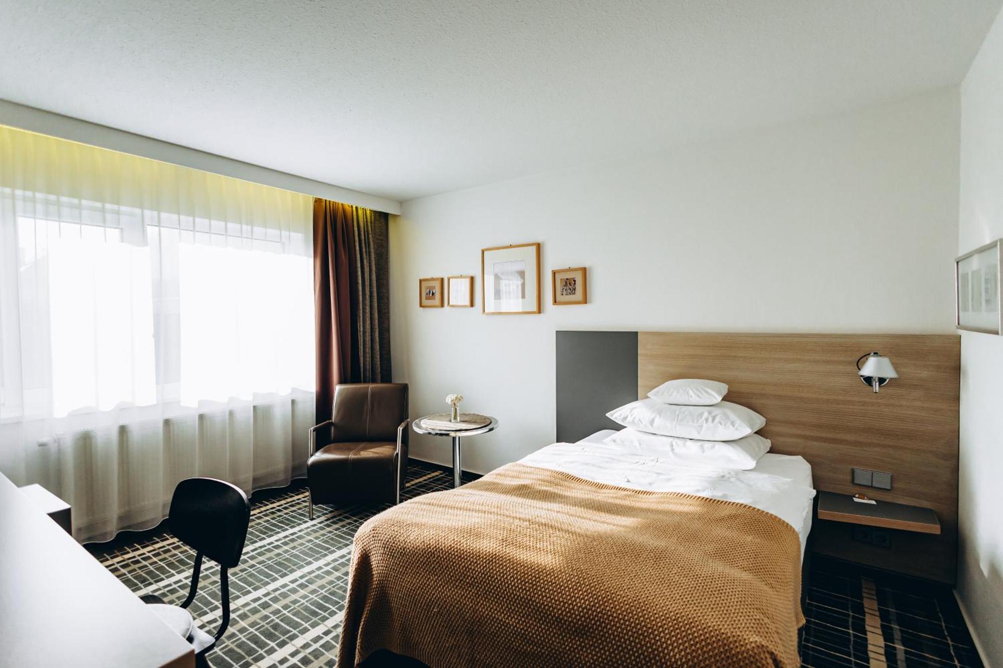 Economy Single Room