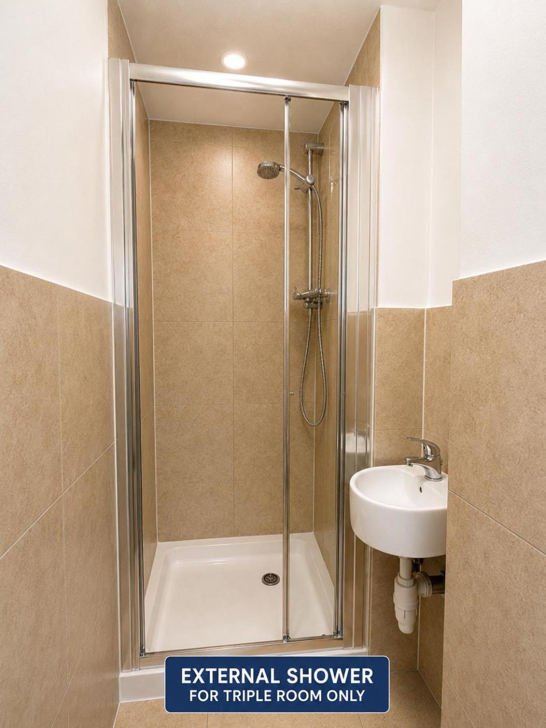 Basic Triple Room