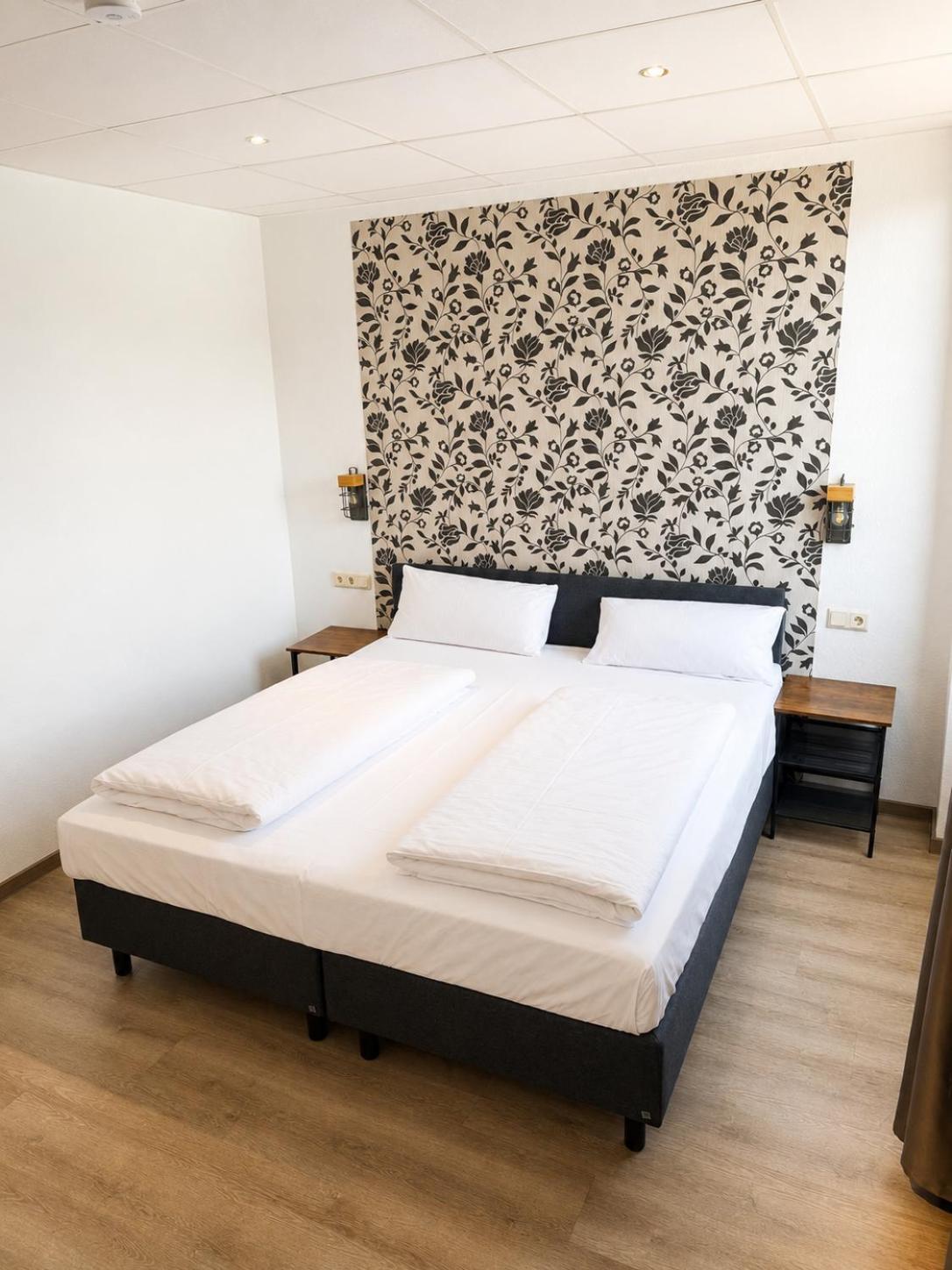King Room Lake View