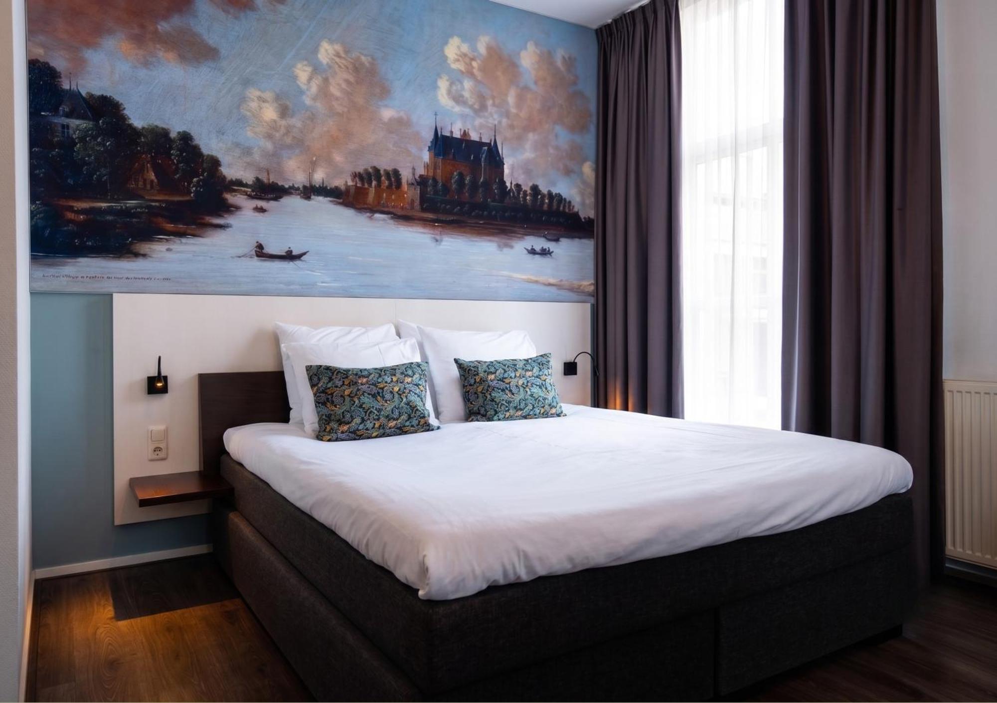 Deluxe XL Cityview Room