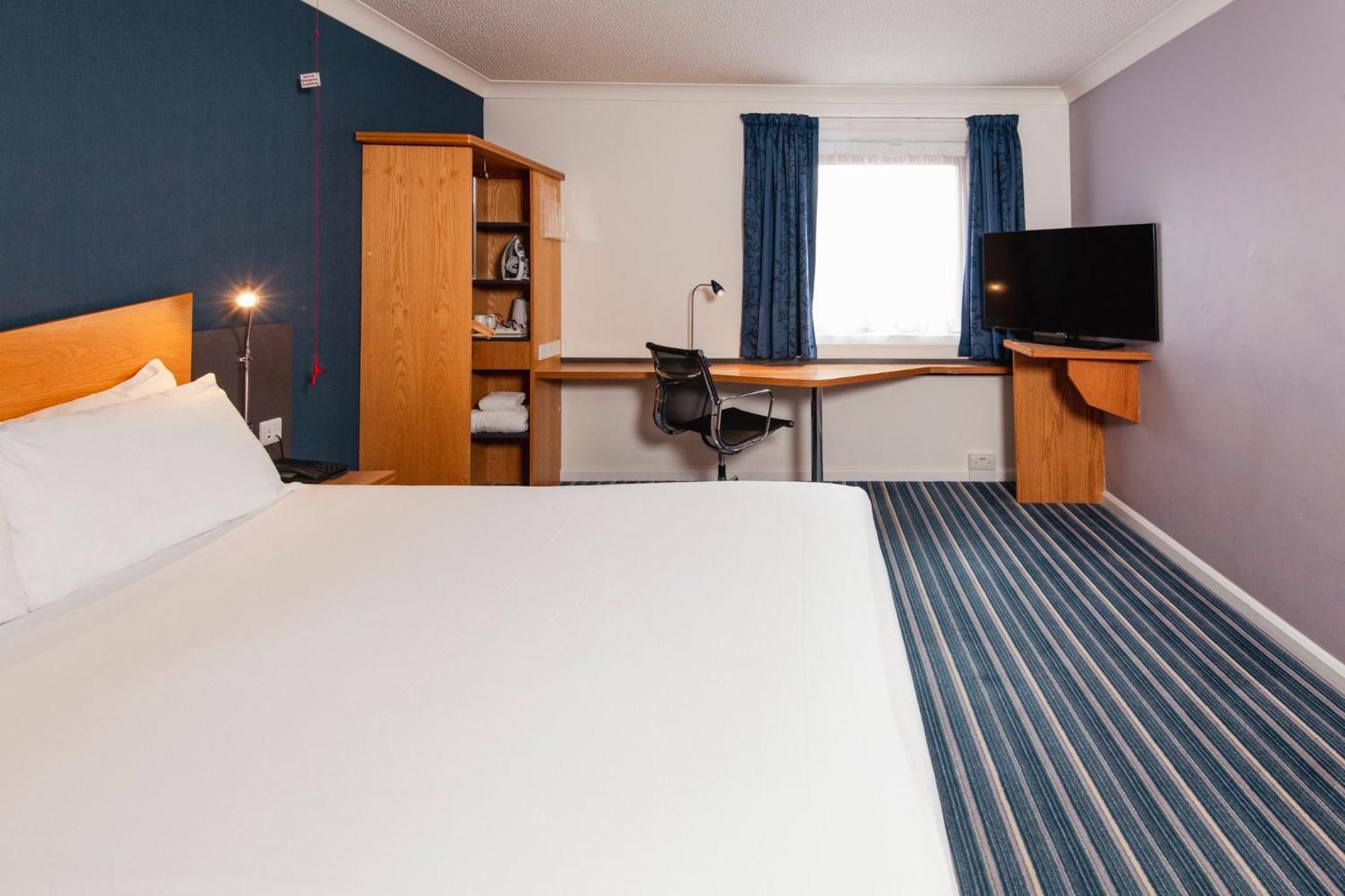 Double Room Hot Accessible