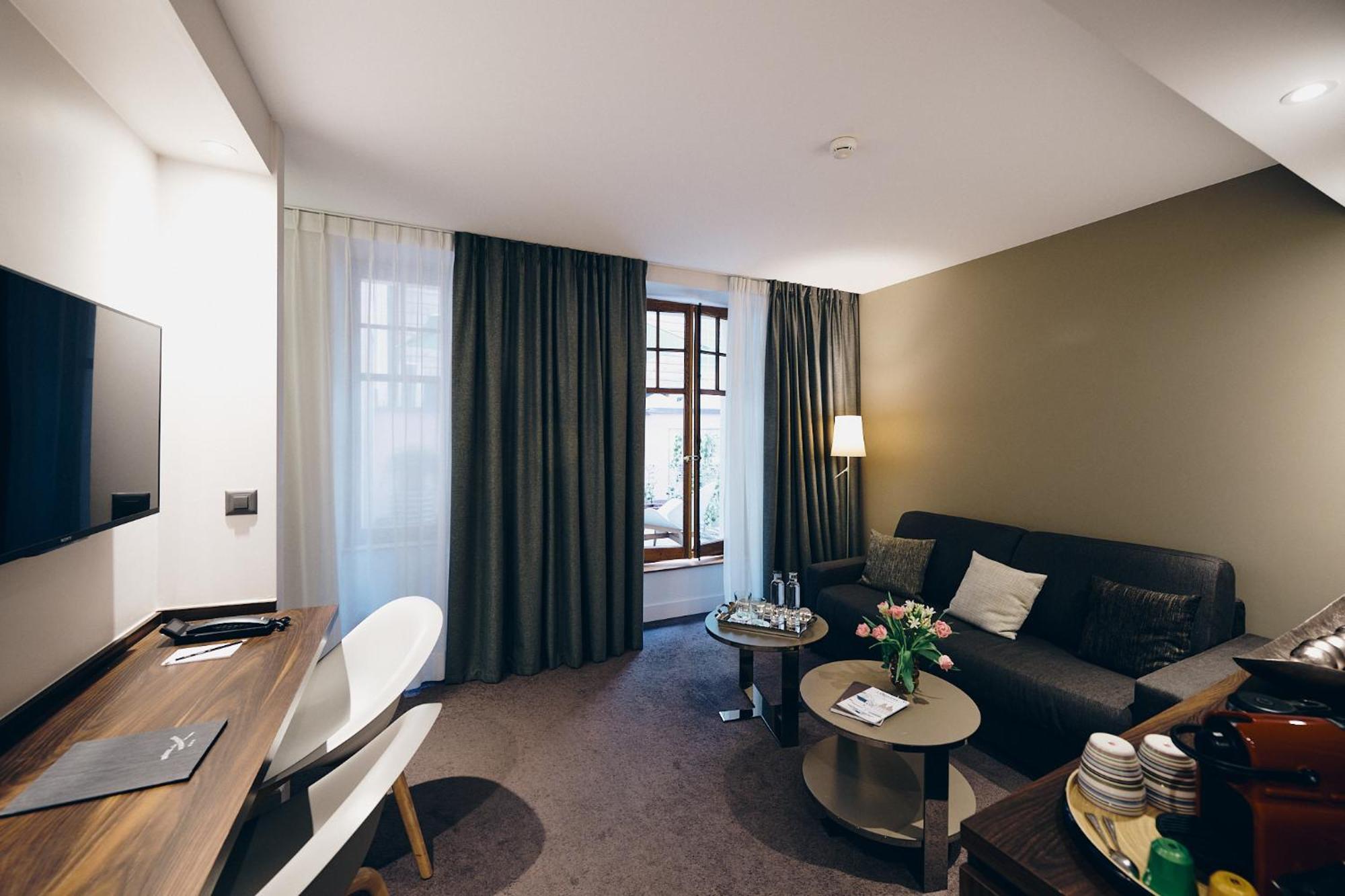 Suite